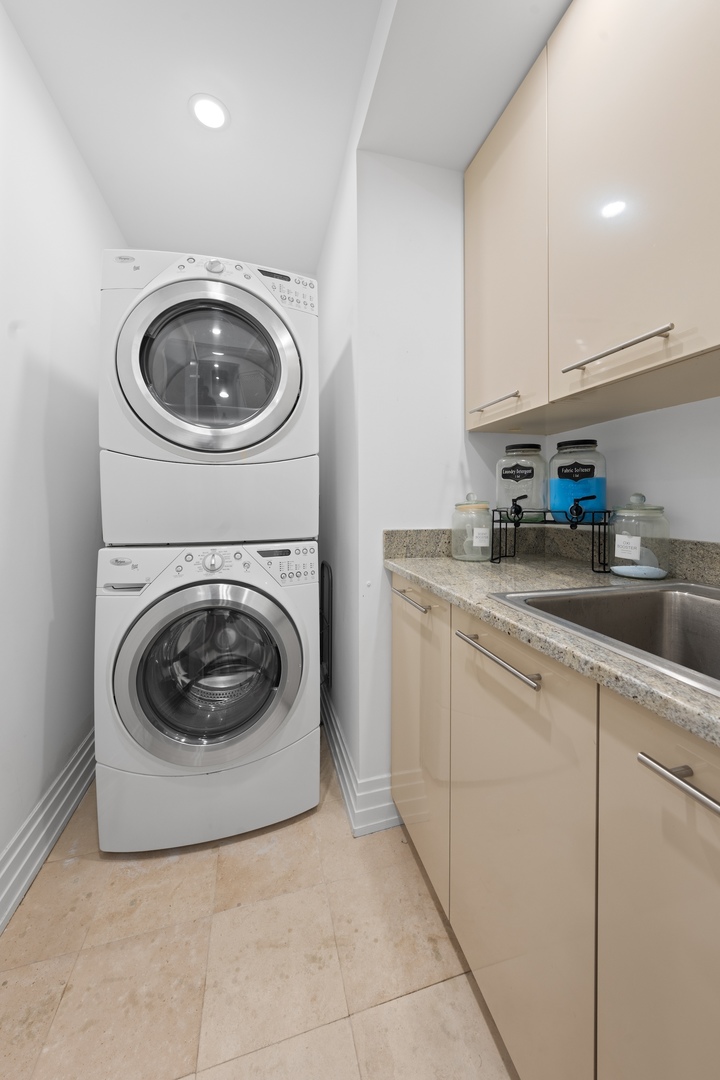 600 N Kingsbury Street Unit: 506