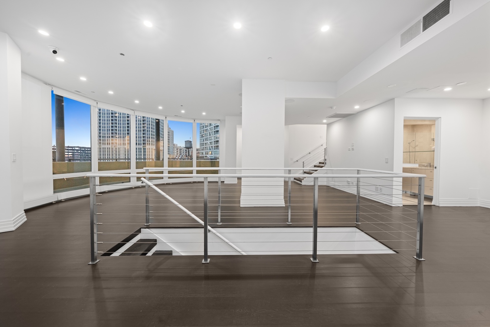 600 N Kingsbury Street Unit: 506