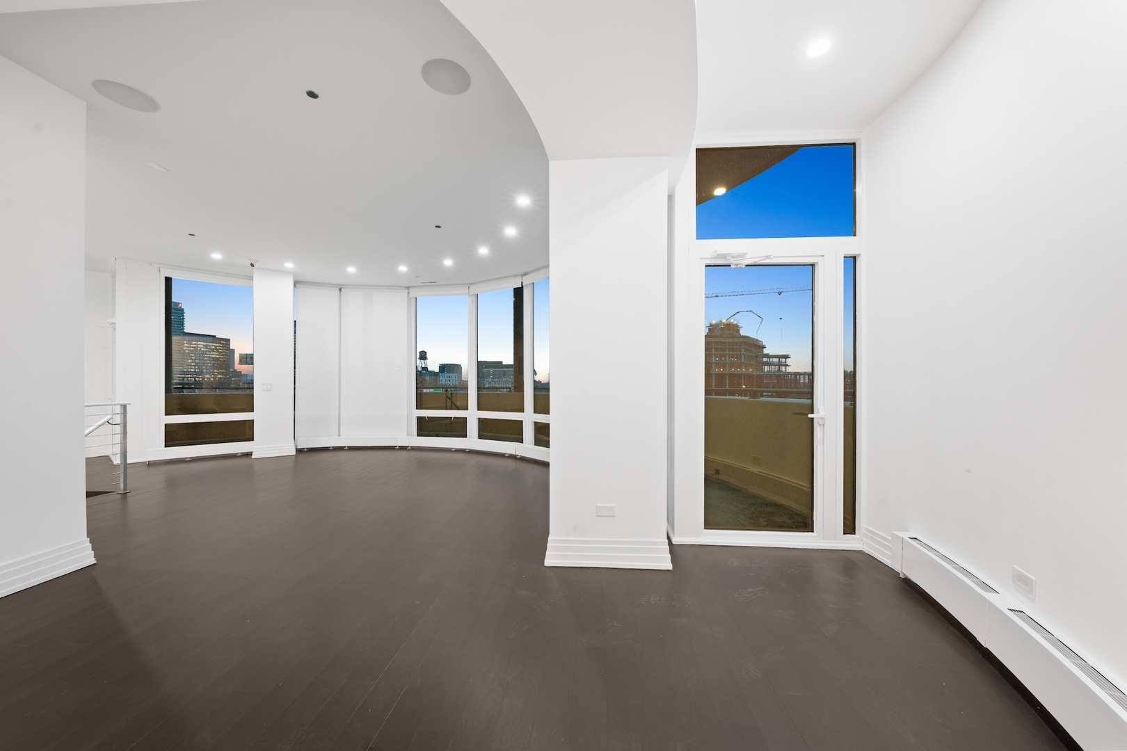 600 N Kingsbury Street Unit: 506