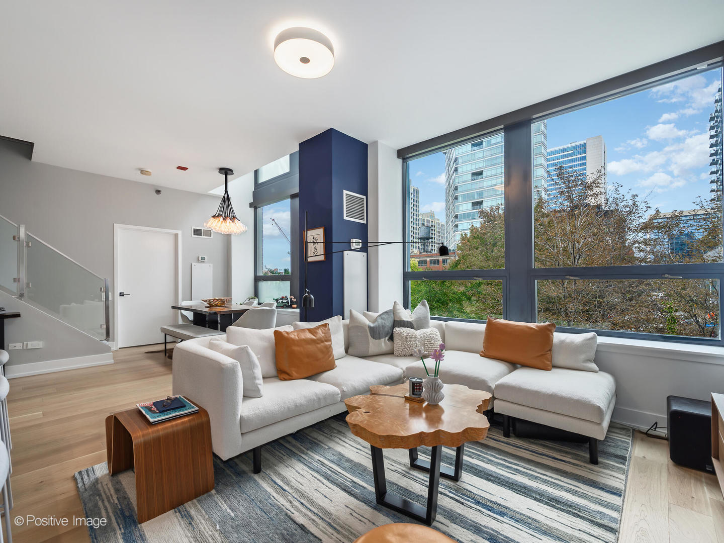 600 N KINGSBURY Street Unit: 309