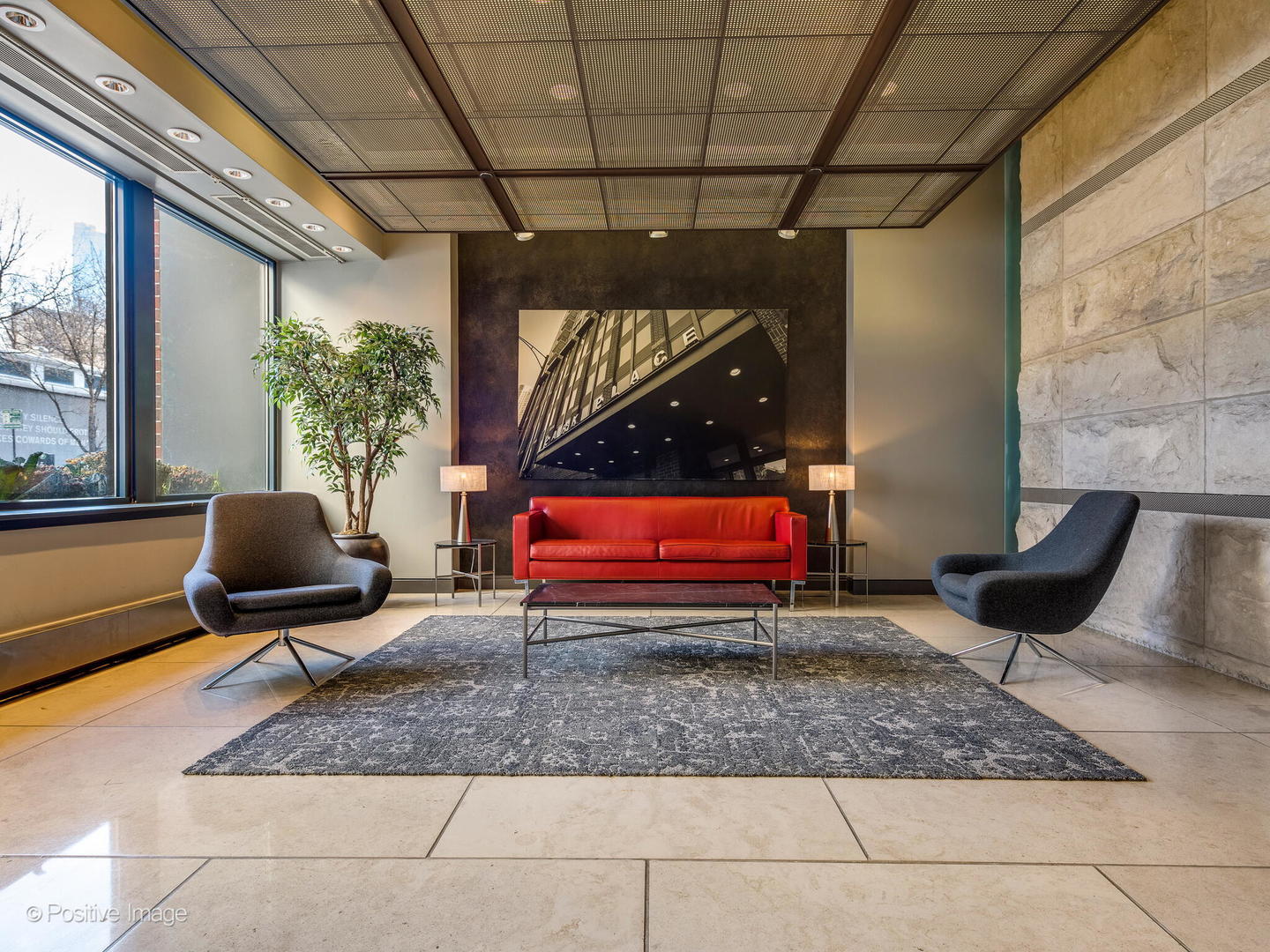 600 N KINGSBURY Street Unit: 309