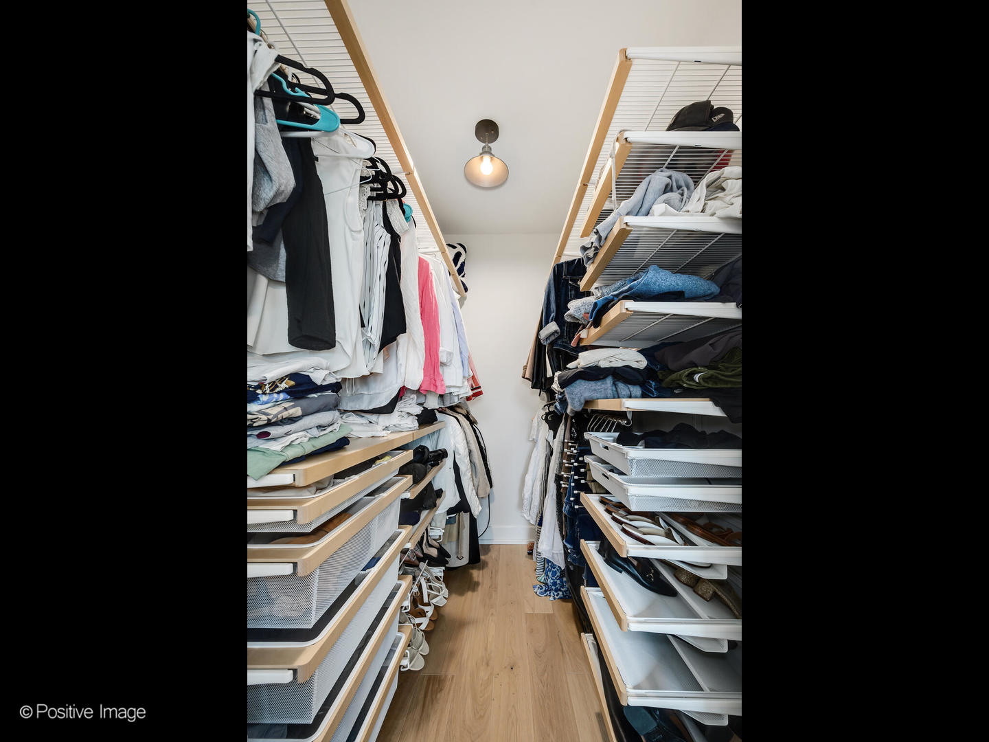 600 N KINGSBURY Street Unit: 309