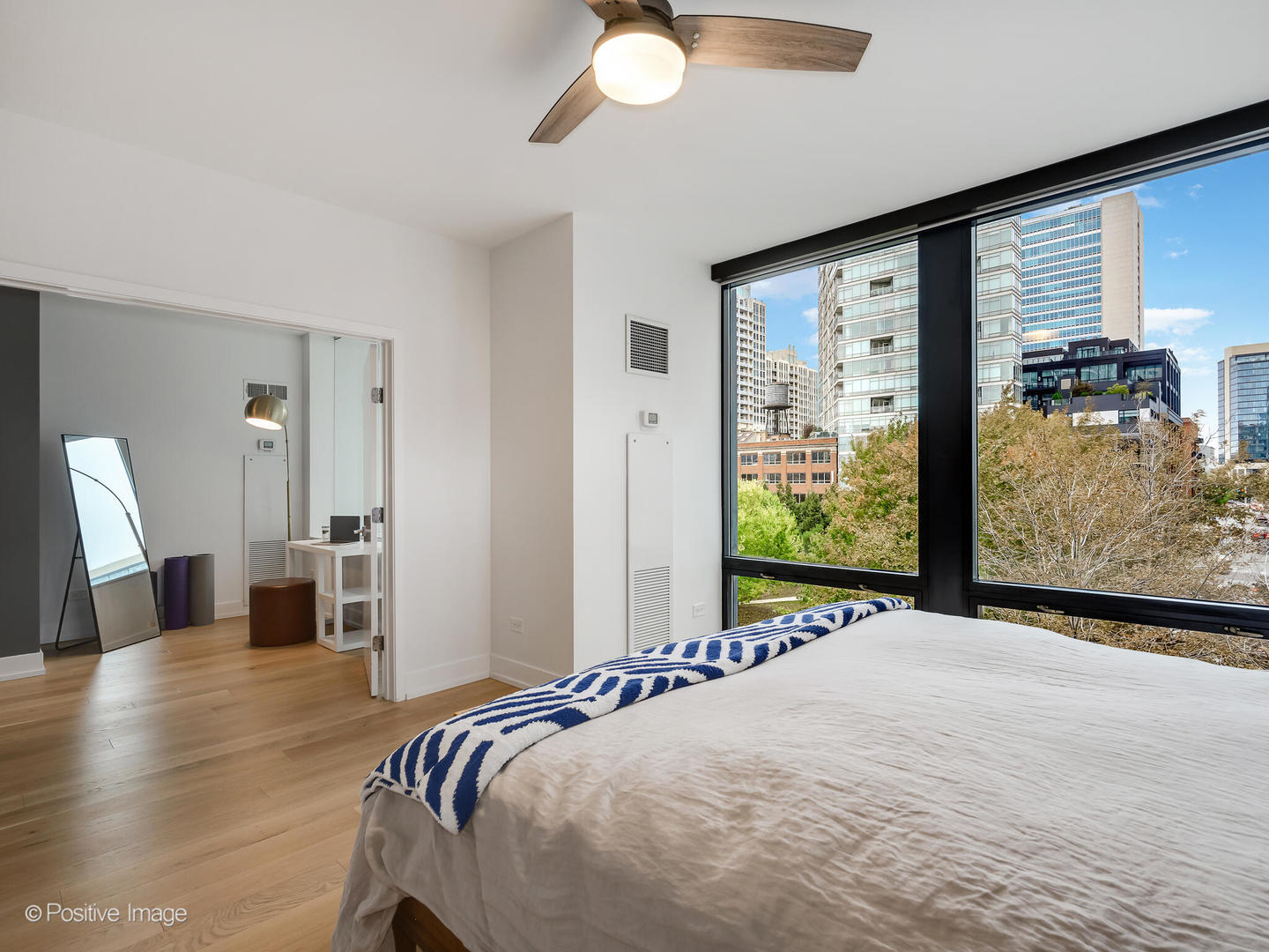 600 N KINGSBURY Street Unit: 309
