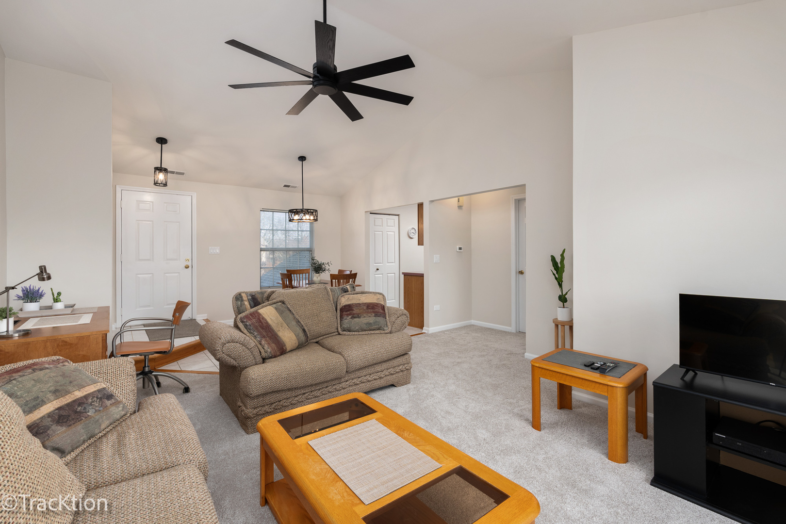 378 Sandhurst Circle Unit: 7