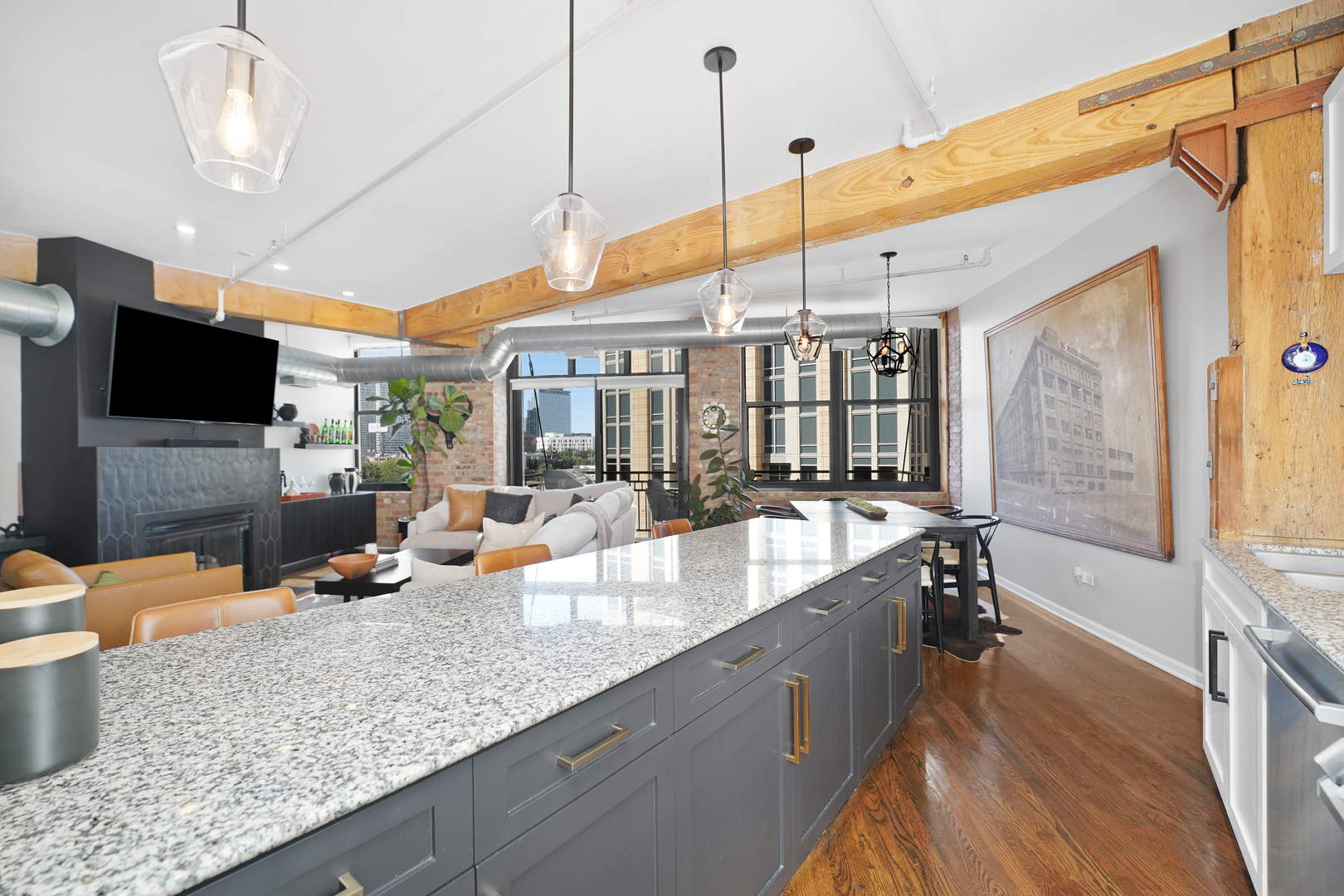 520 W Huron Street Unit: 420