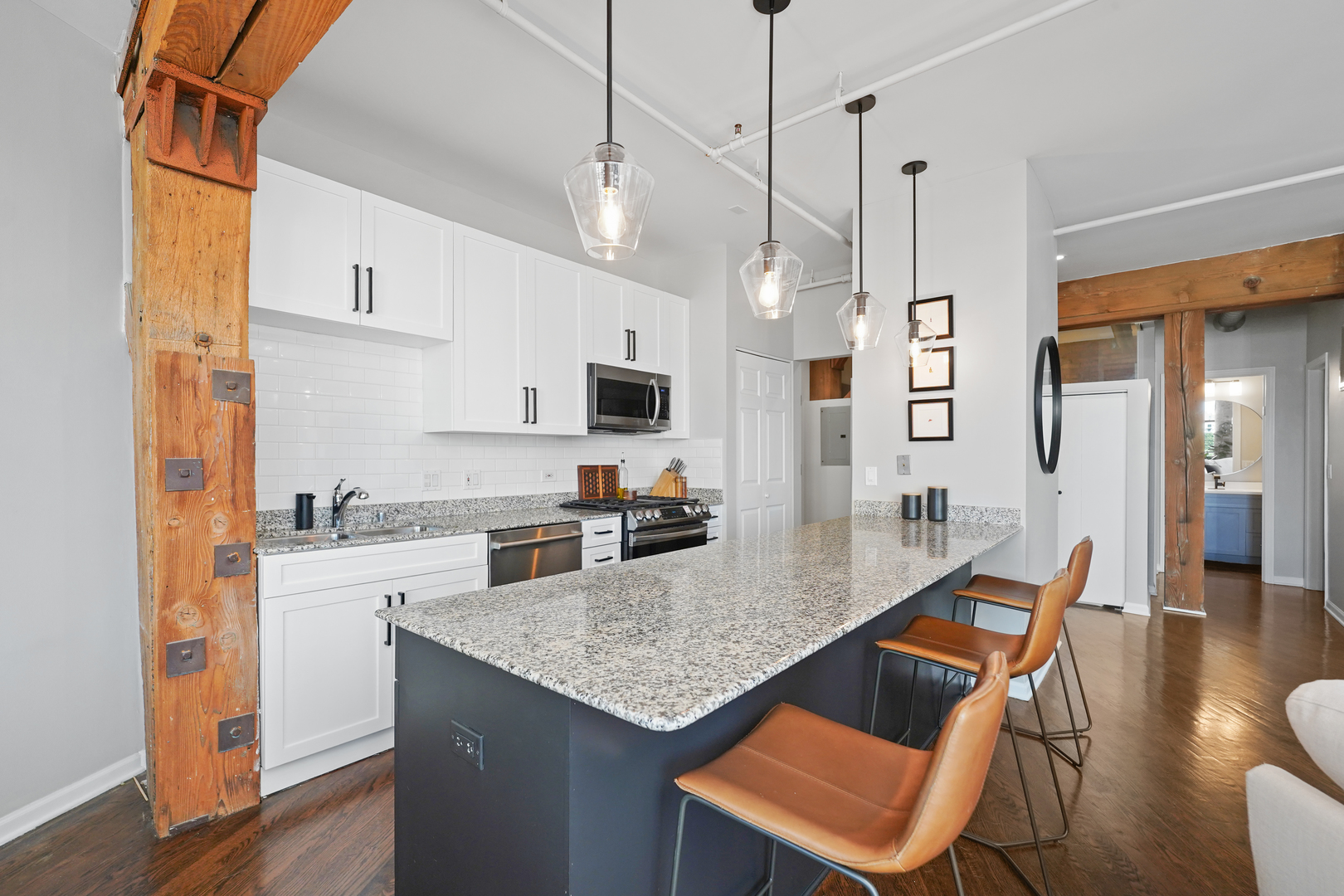 520 W Huron Street Unit: 420