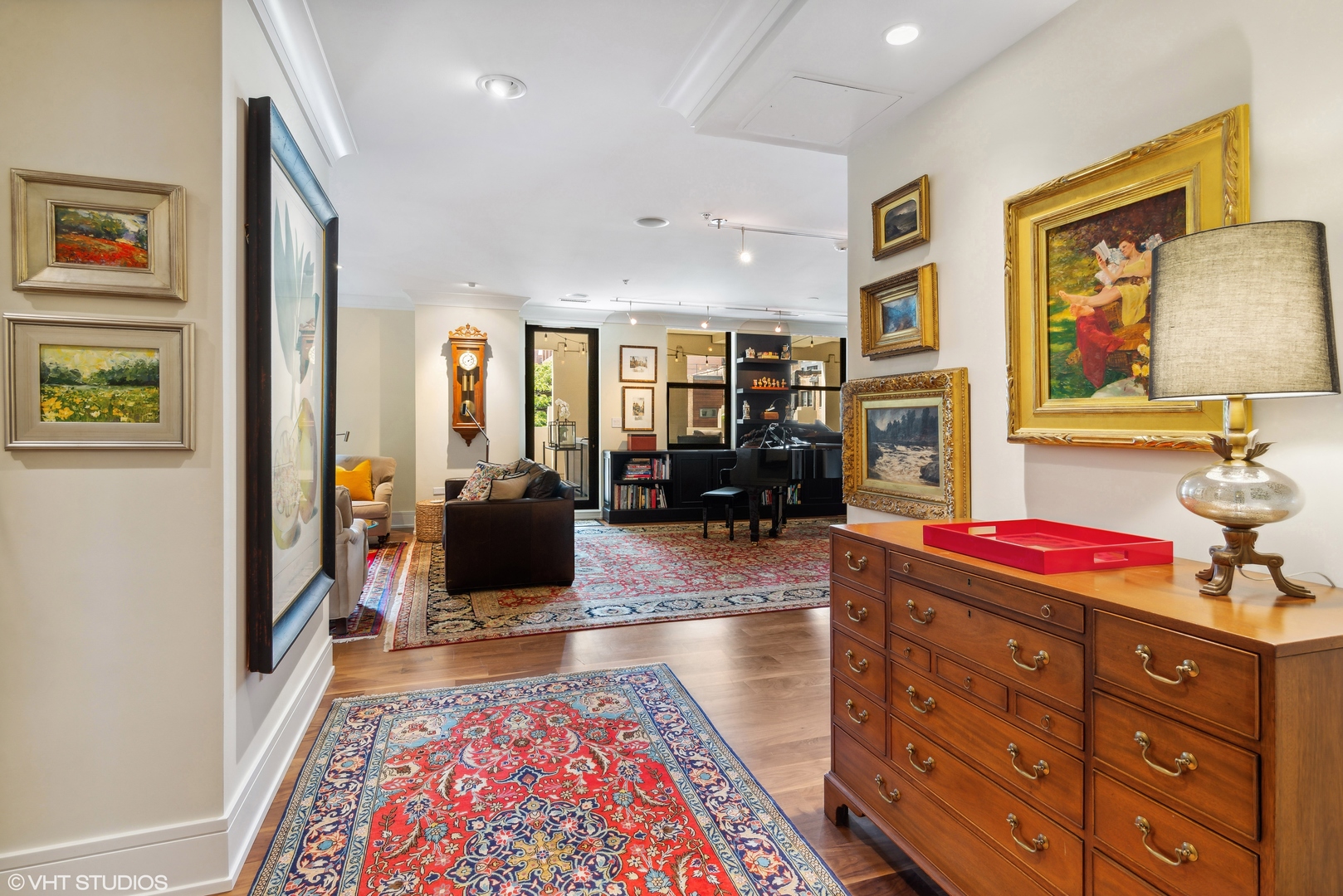 1155 N Dearborn Street Unit: 406