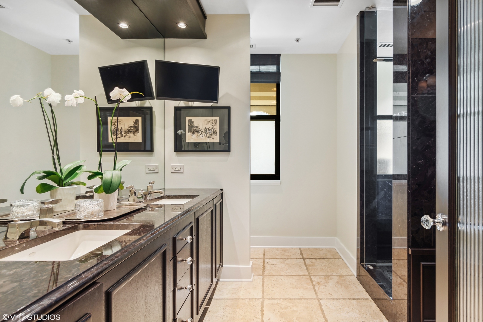 1155 N Dearborn Street Unit: 406