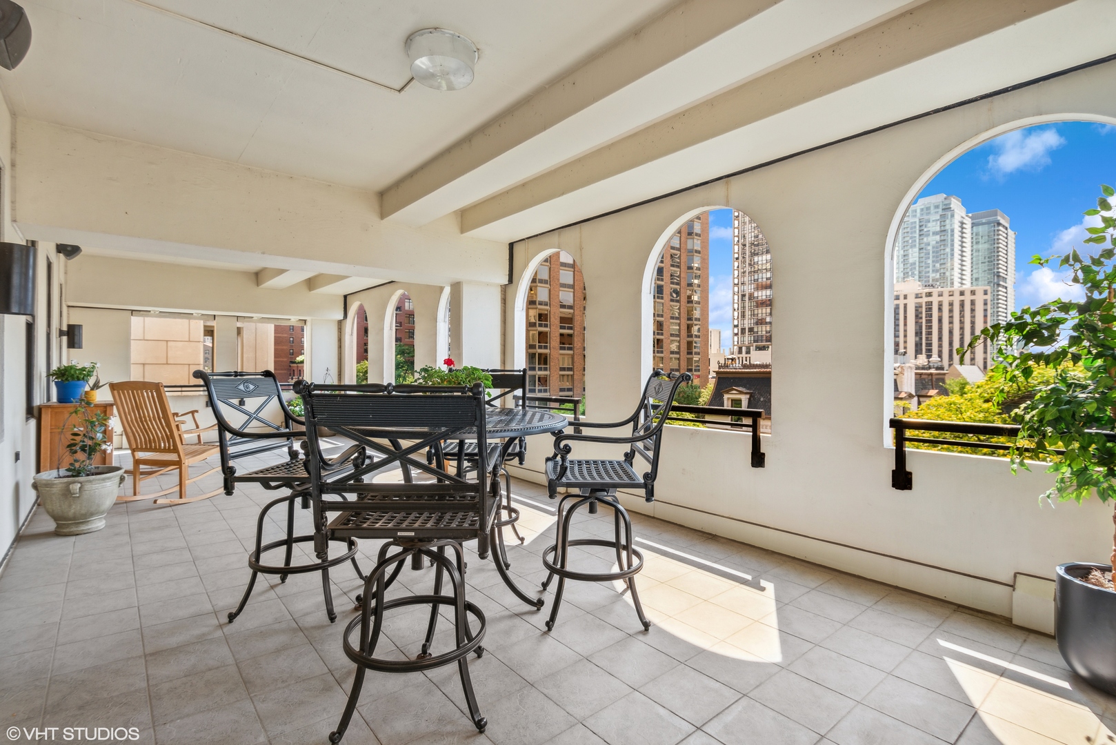 1155 N Dearborn Street Unit: 406