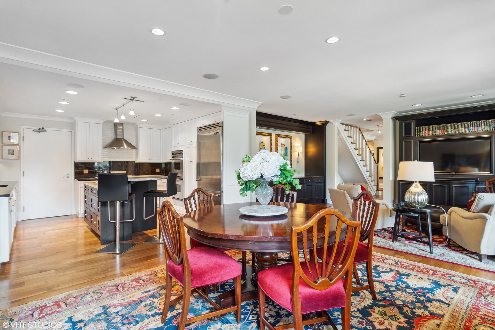 1155 N Dearborn Street Unit: 406