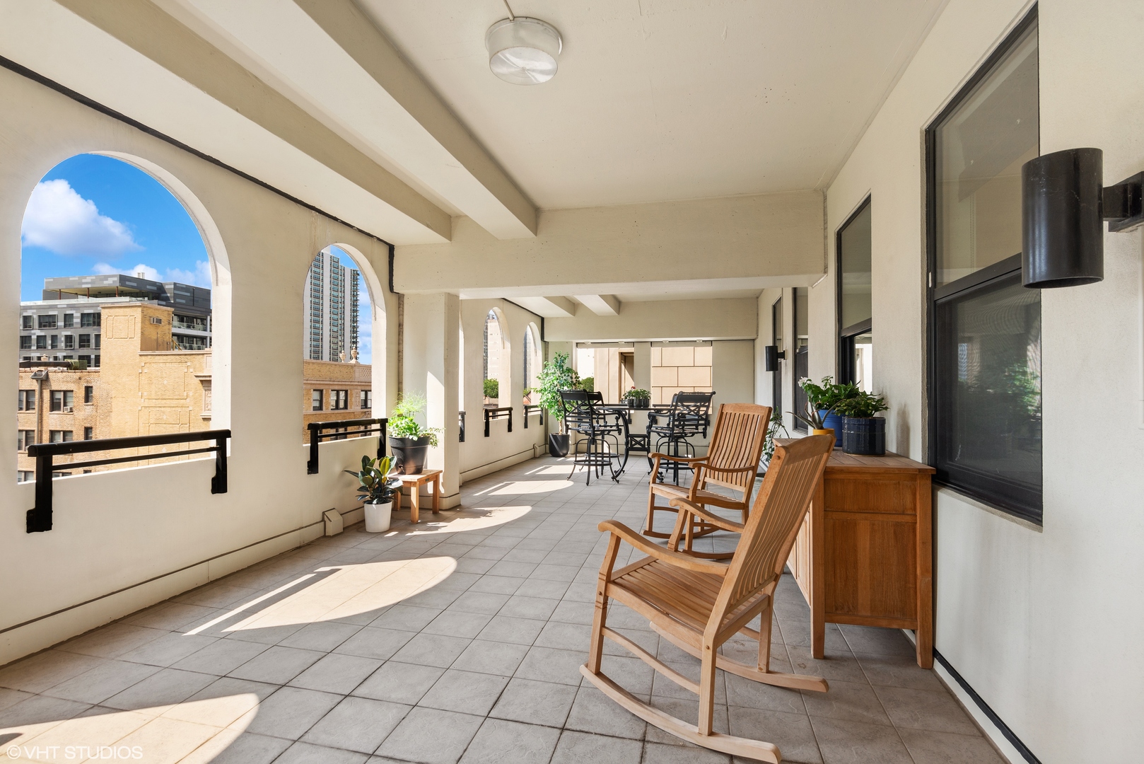 1155 N Dearborn Street Unit: 406