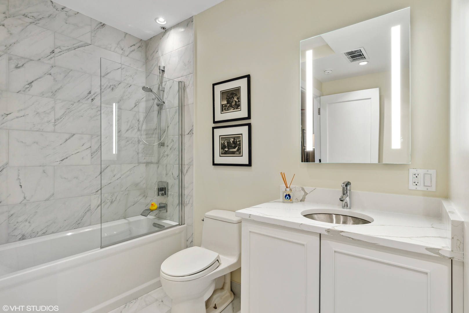 1155 N Dearborn Street Unit: 406