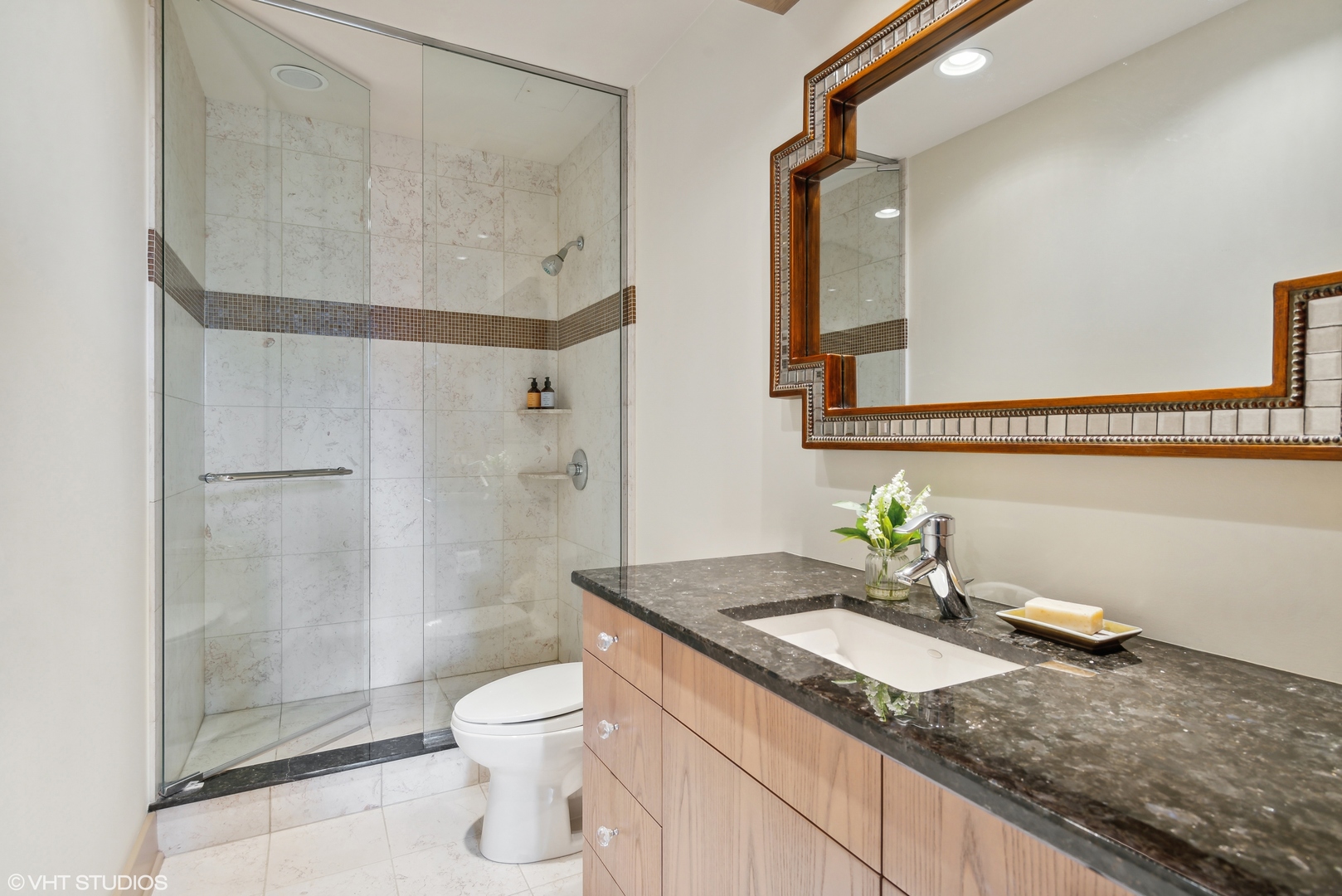 1155 N Dearborn Street Unit: 406