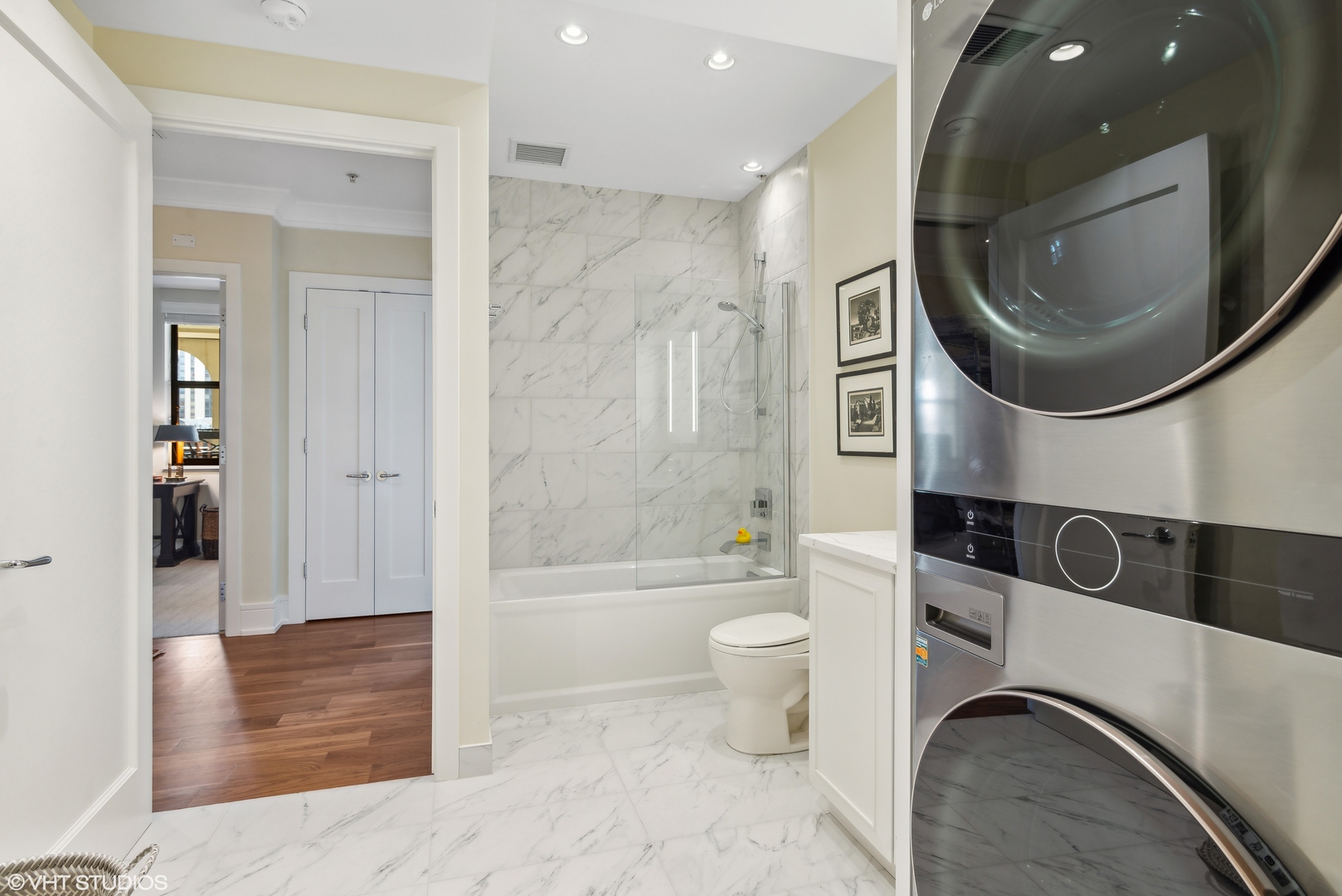 1155 N Dearborn Street Unit: 406