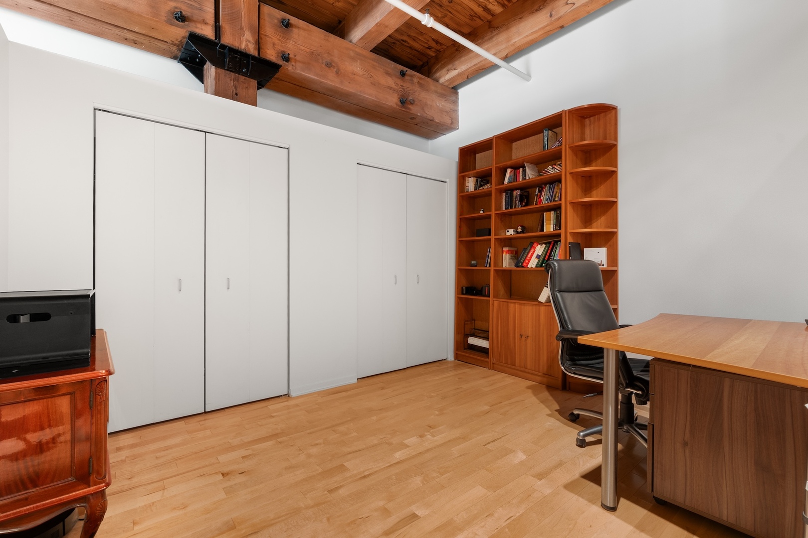 360 W Illinois Street Unit: 424