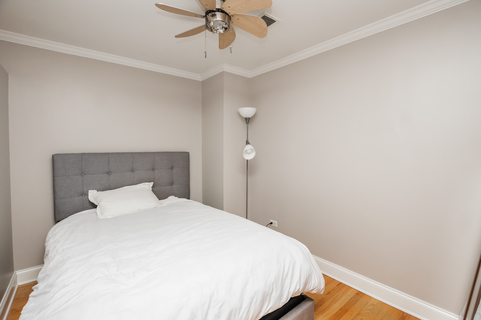 4144 N Sheridan Road Unit: 409