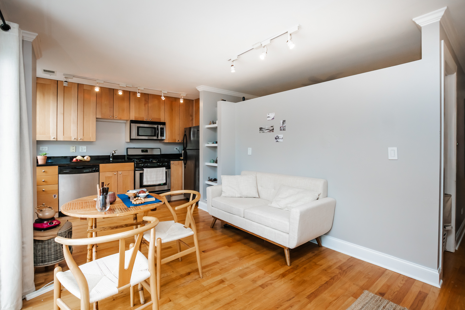 4144 N Sheridan Road Unit: 409