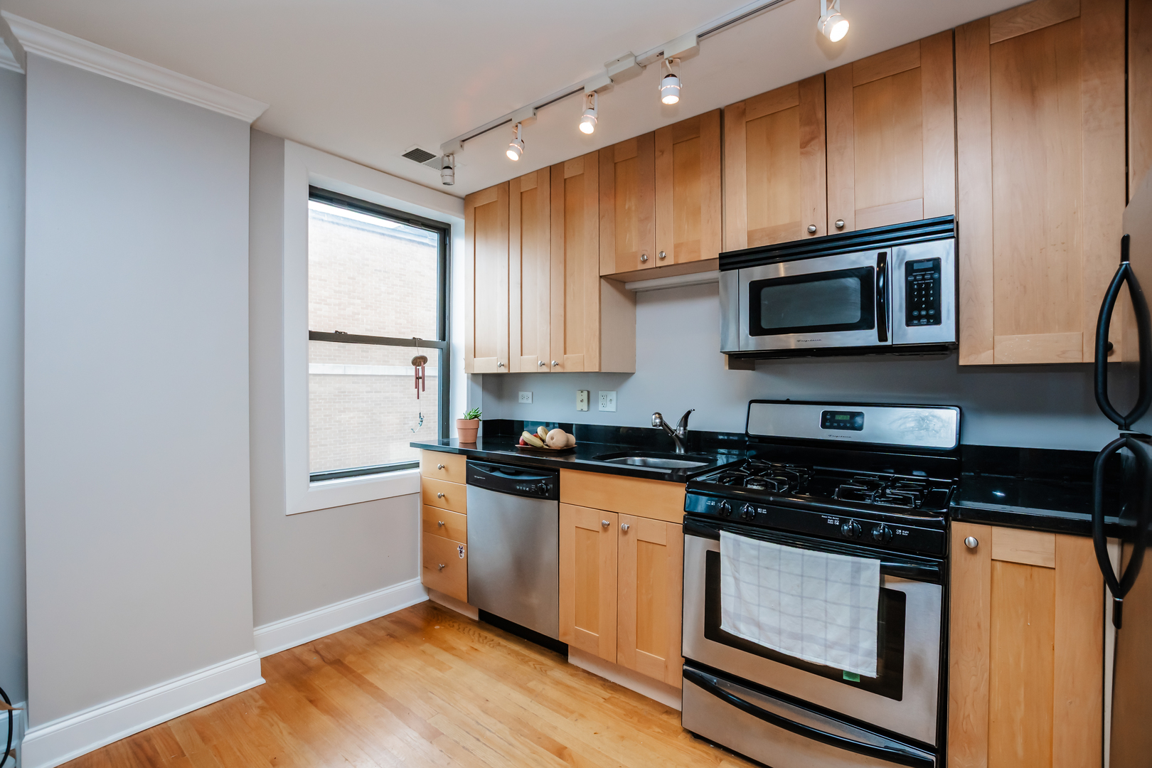 4144 N Sheridan Road Unit: 409