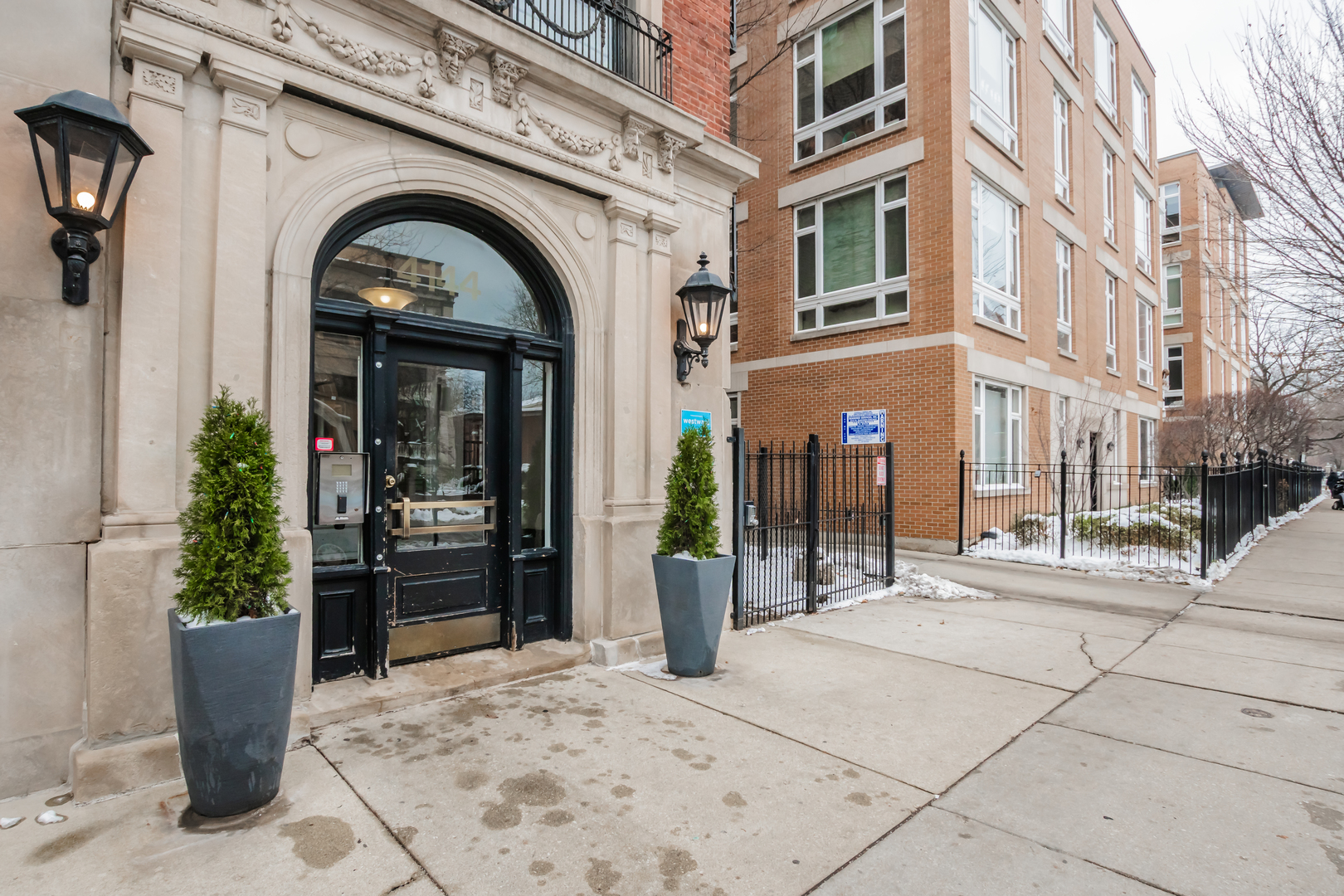 4144 N Sheridan Road Unit: 409