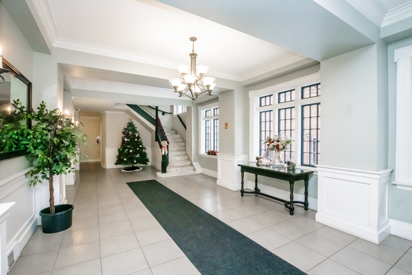 4144 N Sheridan Road Unit: 409