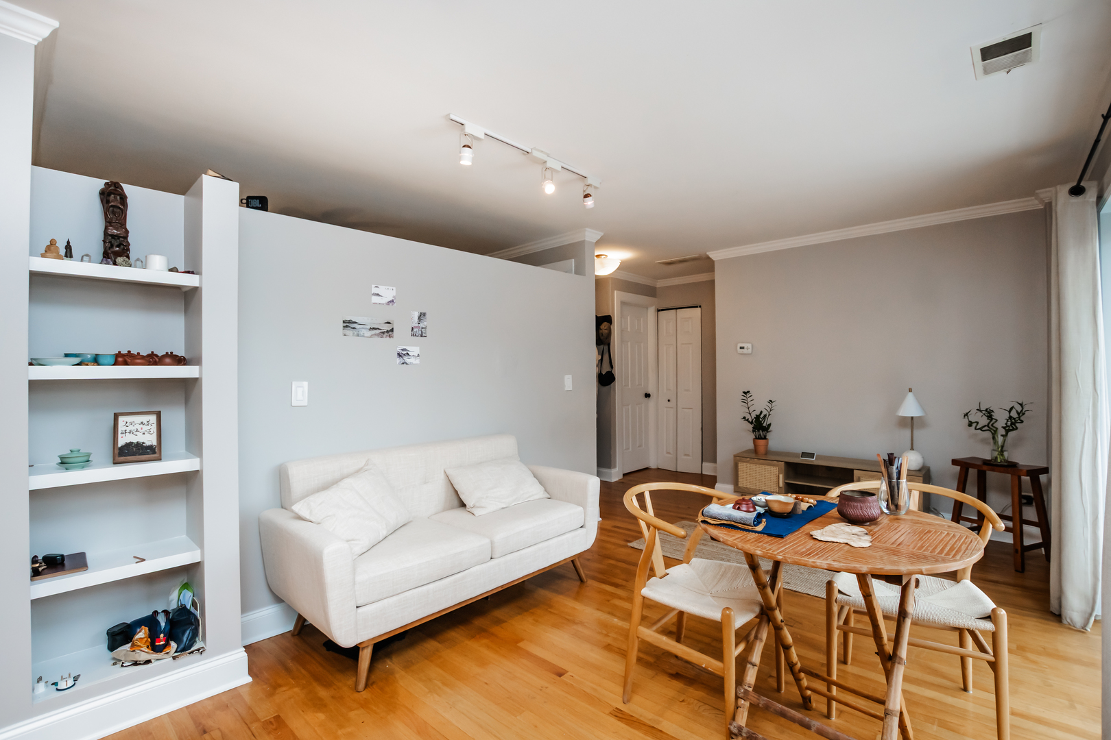 4144 N Sheridan Road Unit: 409