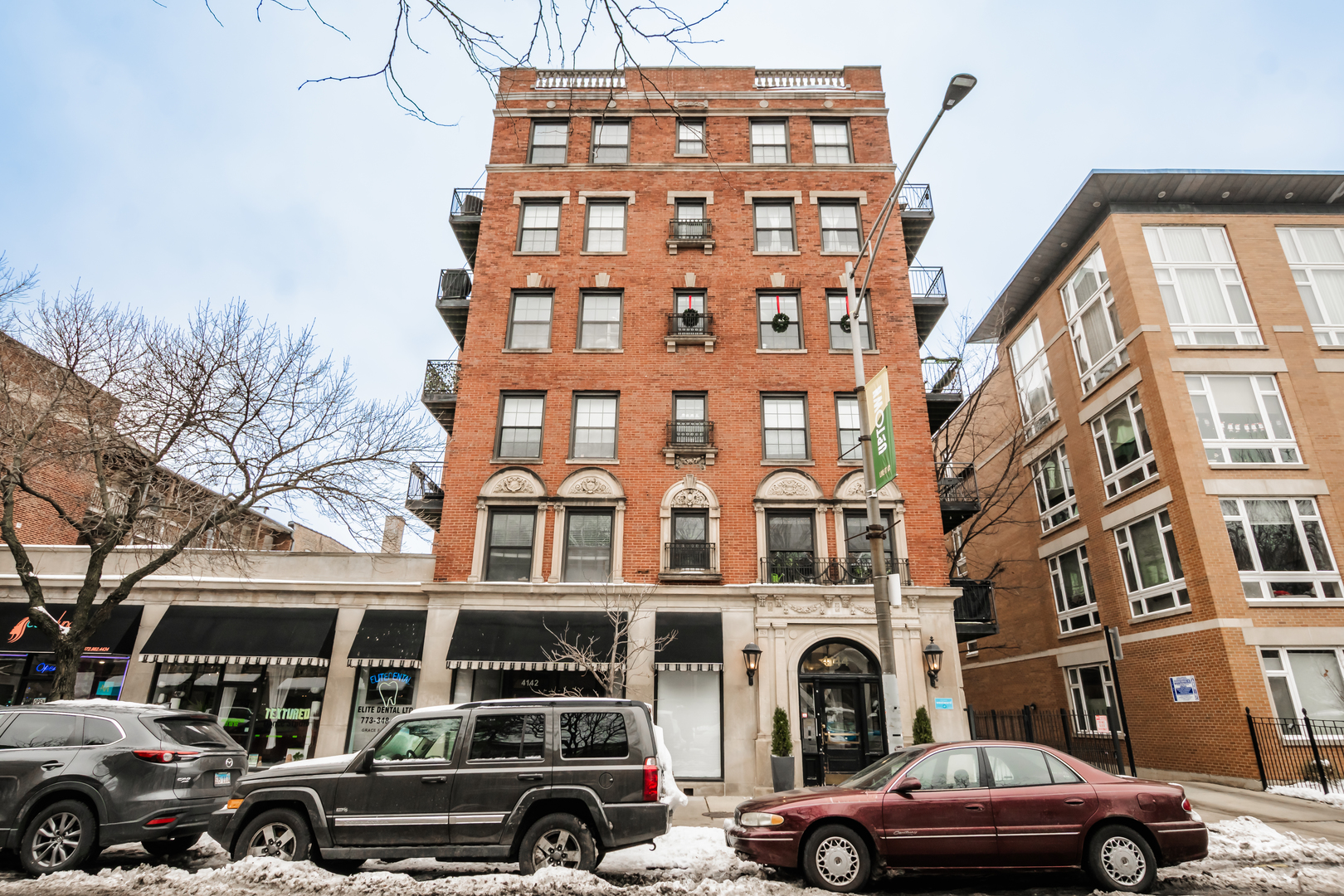 4144 N Sheridan Road Unit: 409