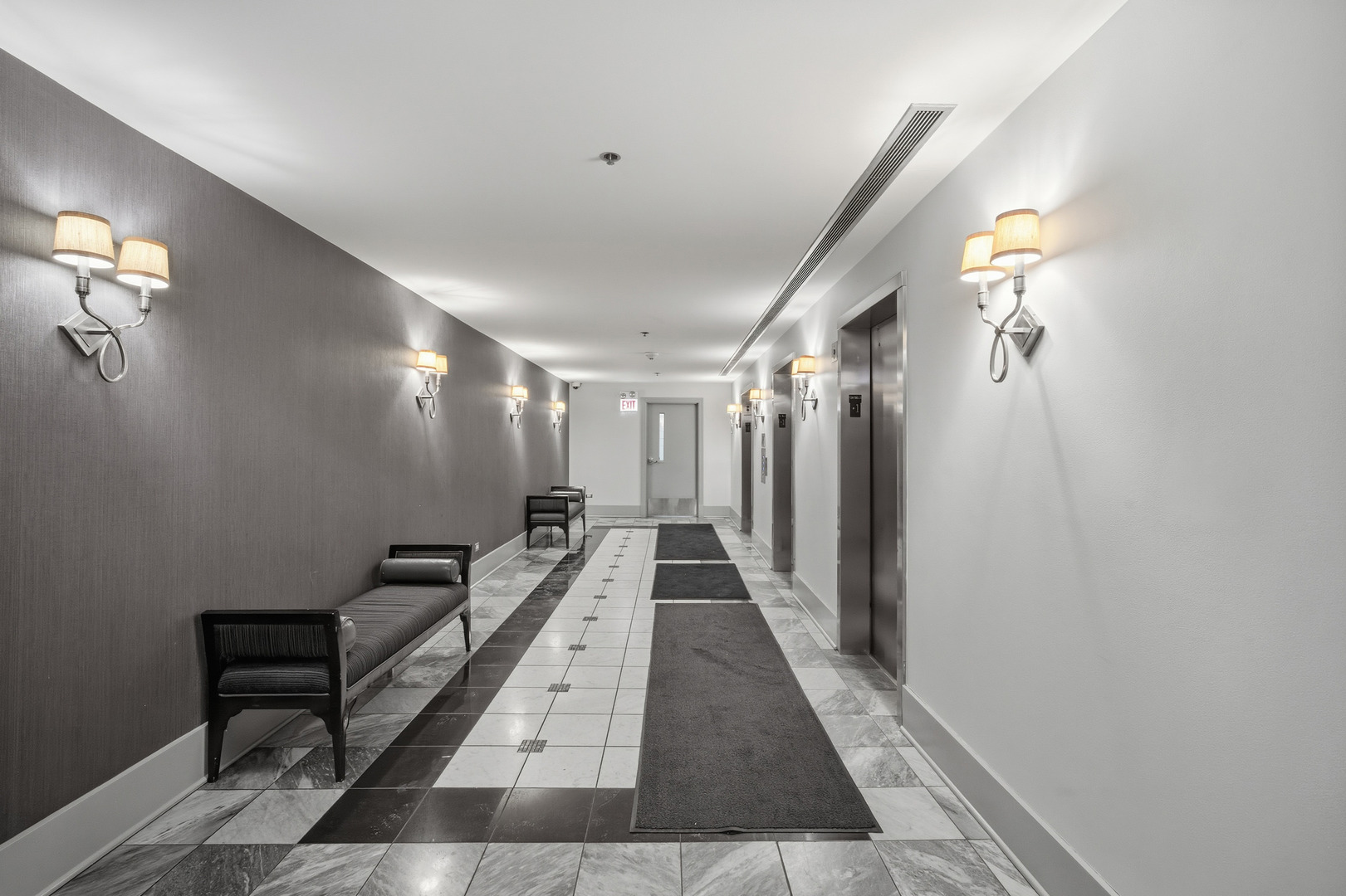 70 W Huron Street Unit: 607