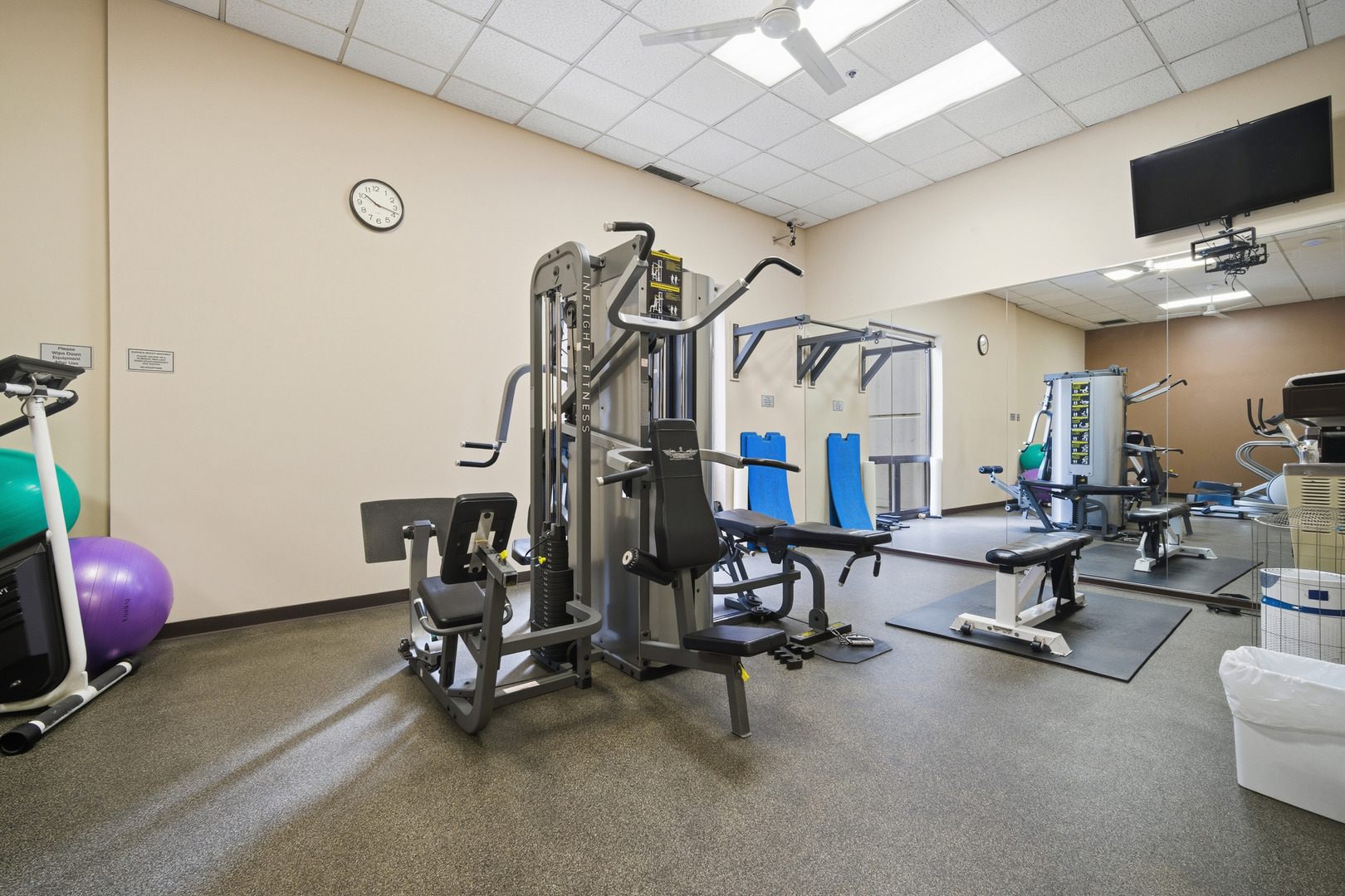 70 W Huron Street Unit: 607