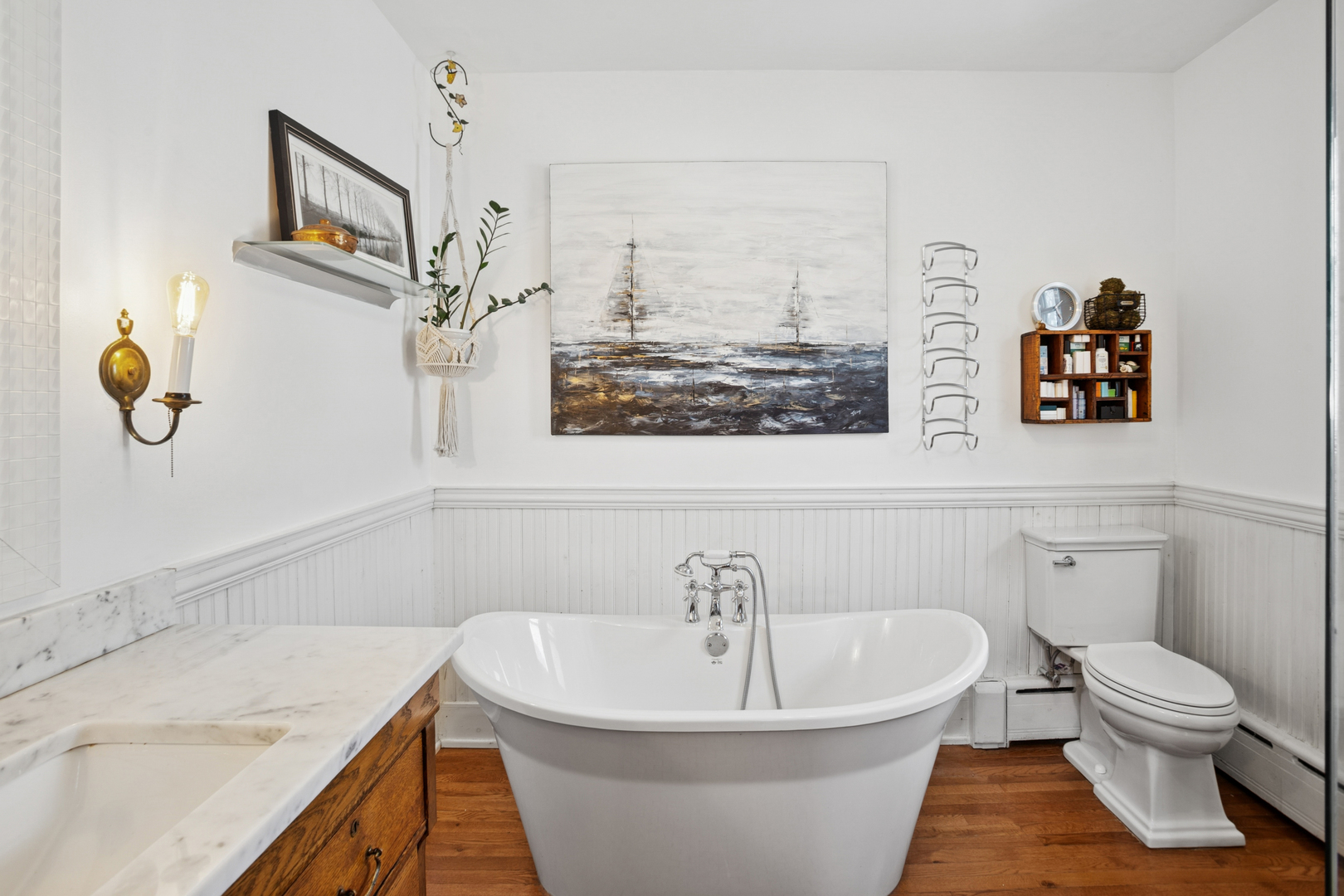 305 N Addison Avenue