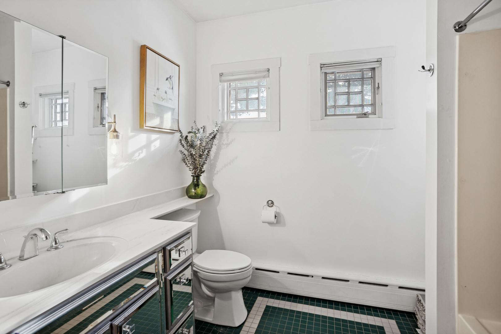 305 N Addison Avenue