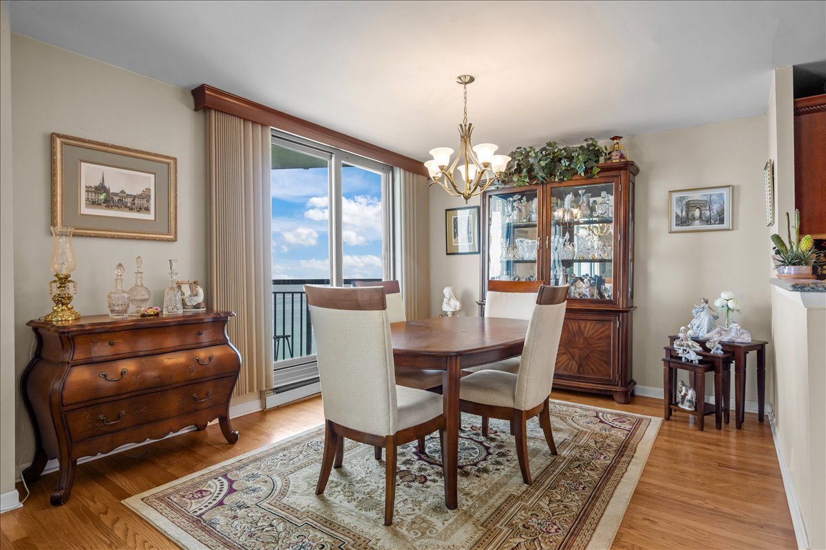 6007 N SHERIDAN Road Unit: 37B