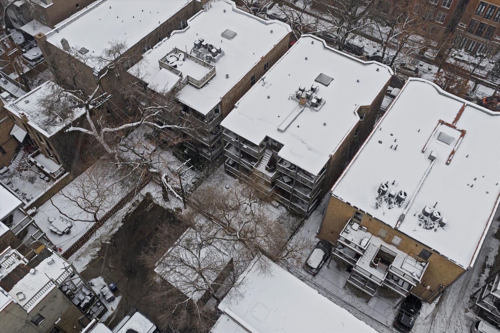 2839 N BURLING Street Unit: 3N