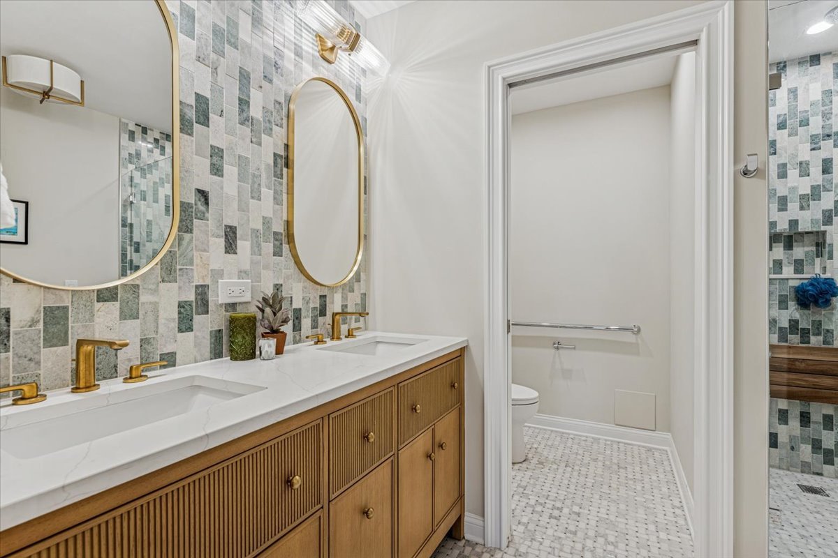 1601 S State Street Unit: 3A