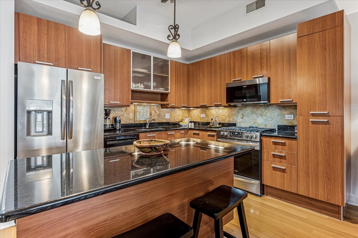 1601 S State Street Unit: 3A