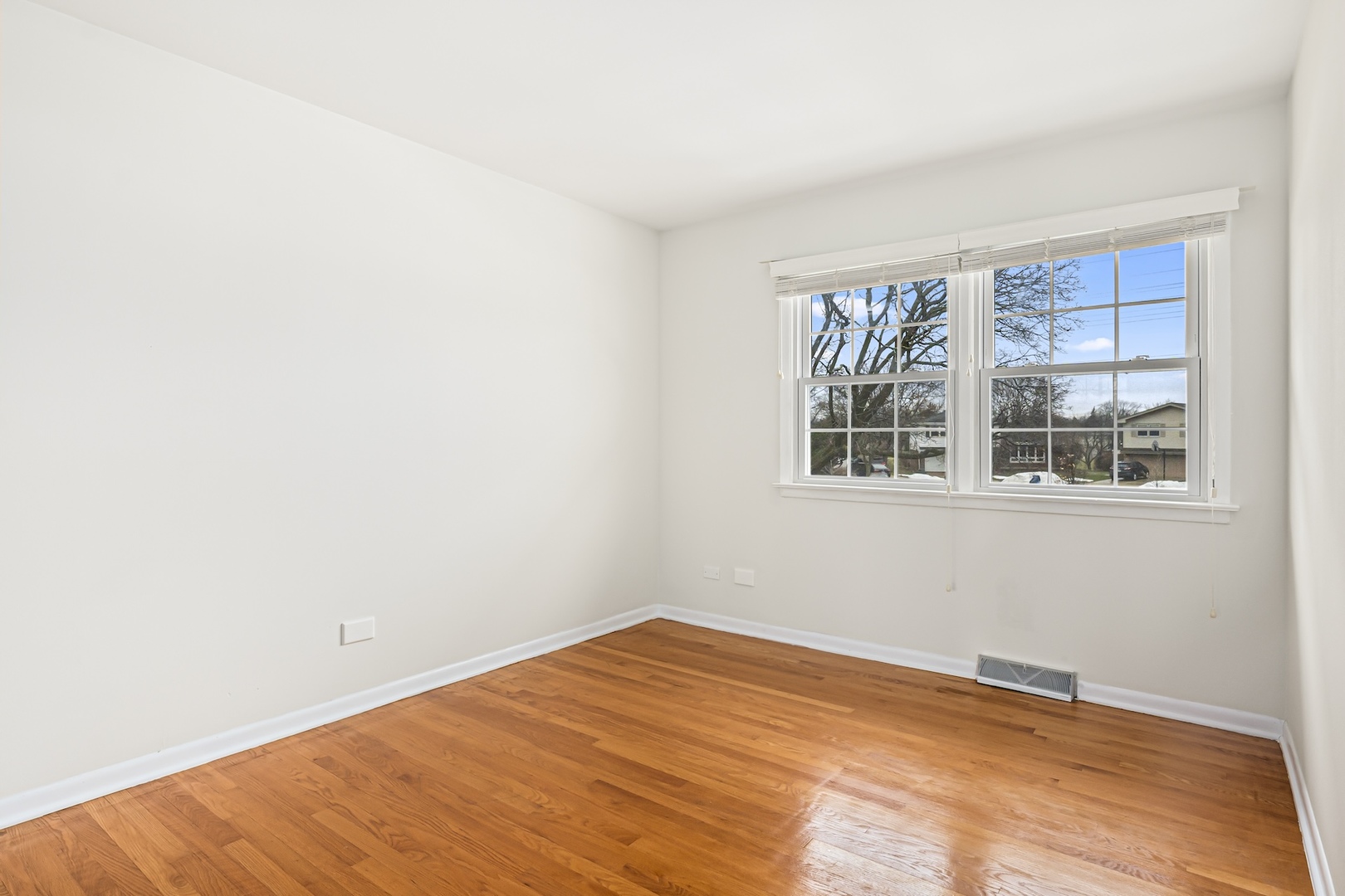 147 W Kathleen Drive