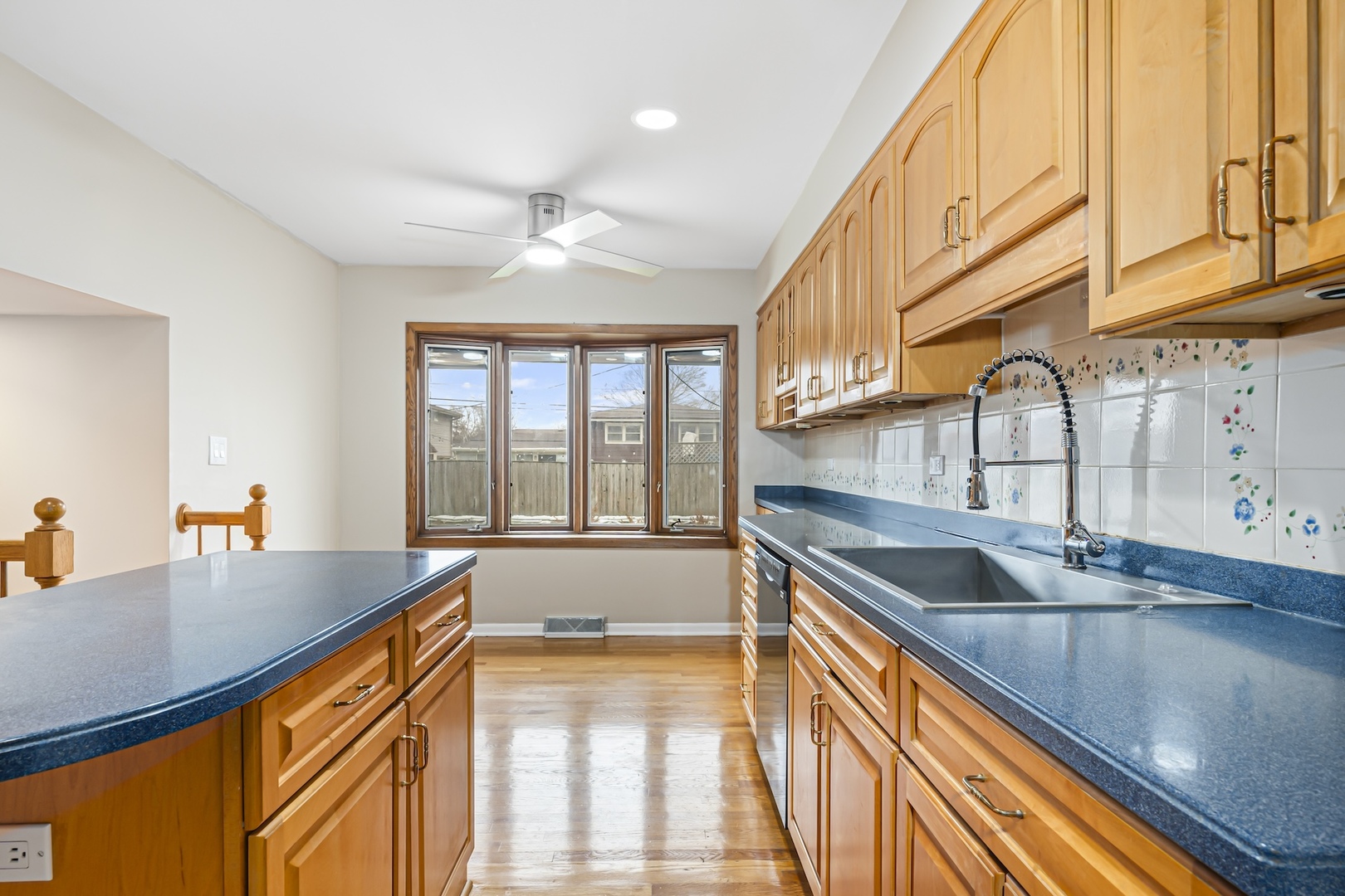 147 W Kathleen Drive