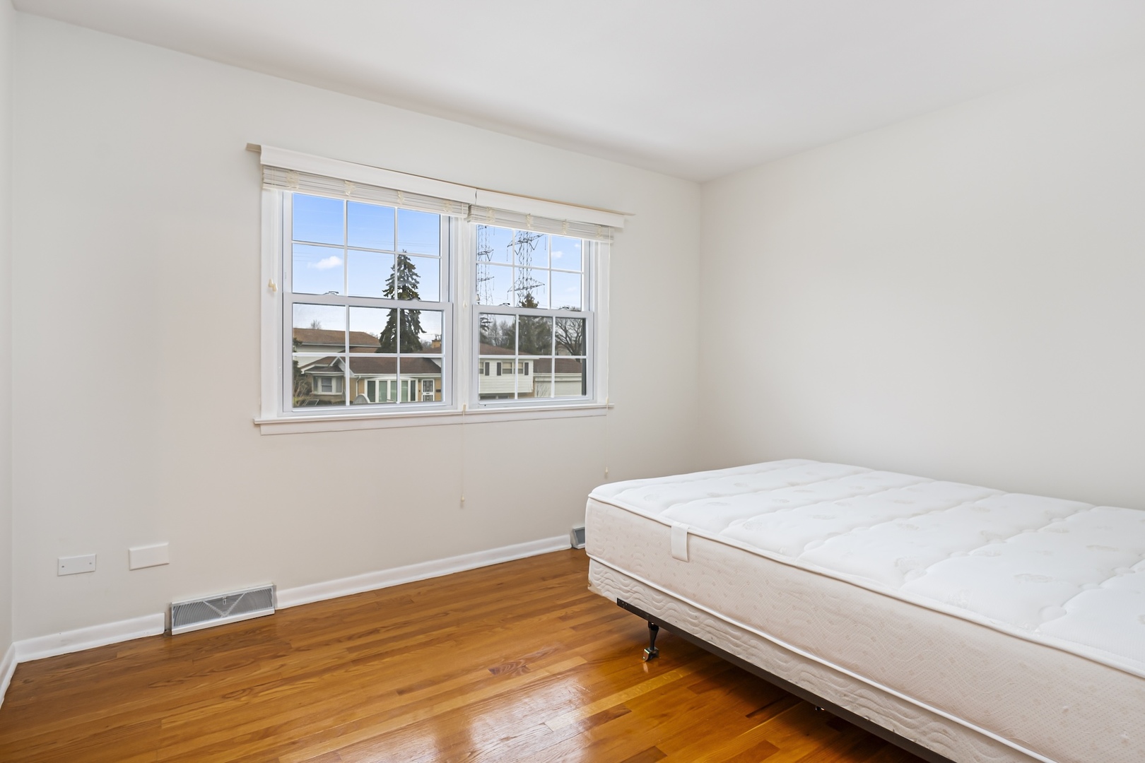 147 W Kathleen Drive