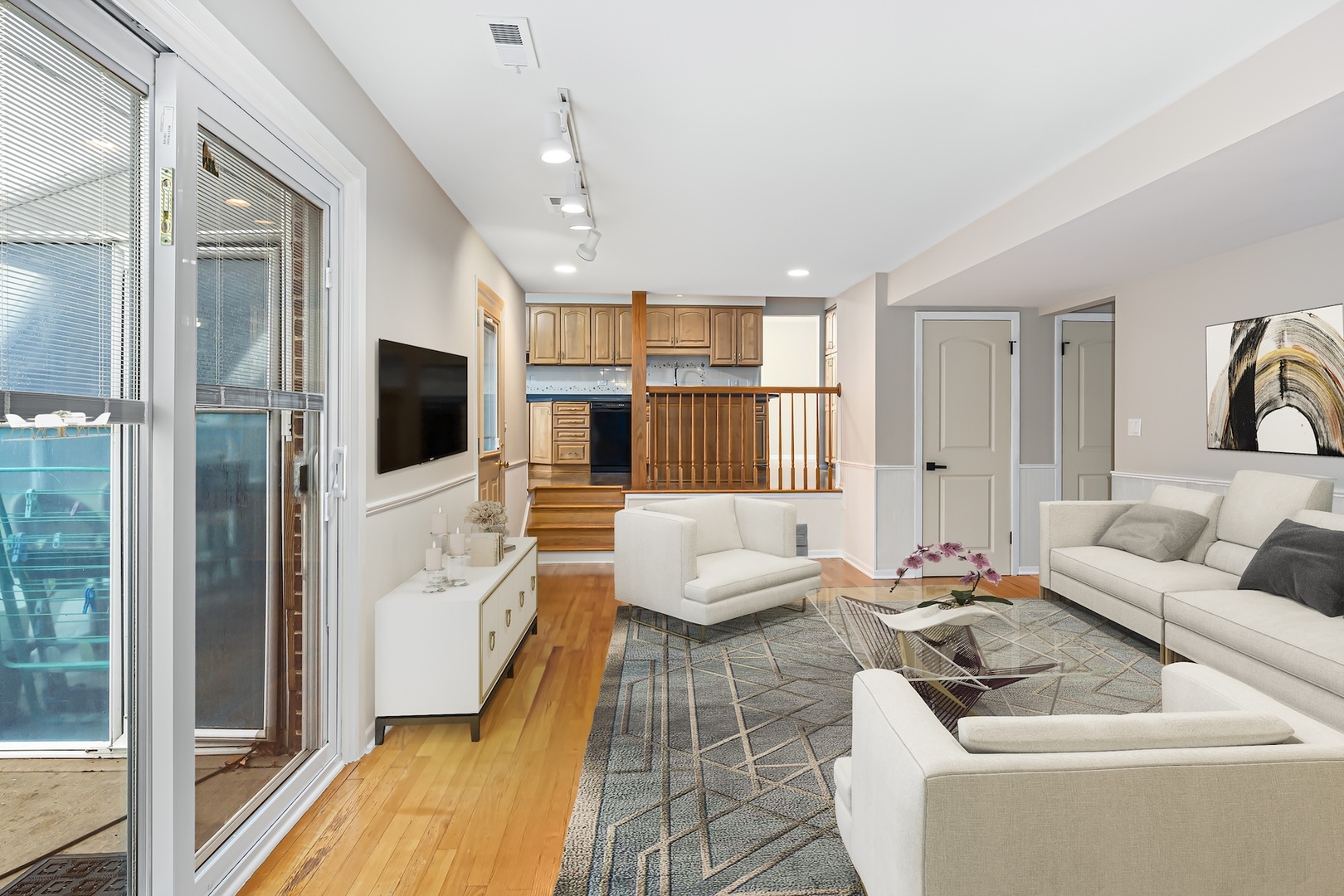 147 W Kathleen Drive