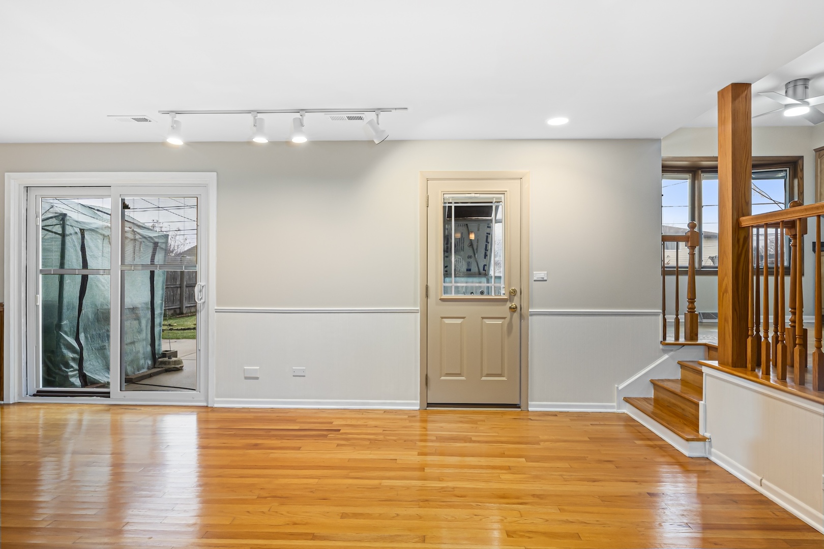 147 W Kathleen Drive