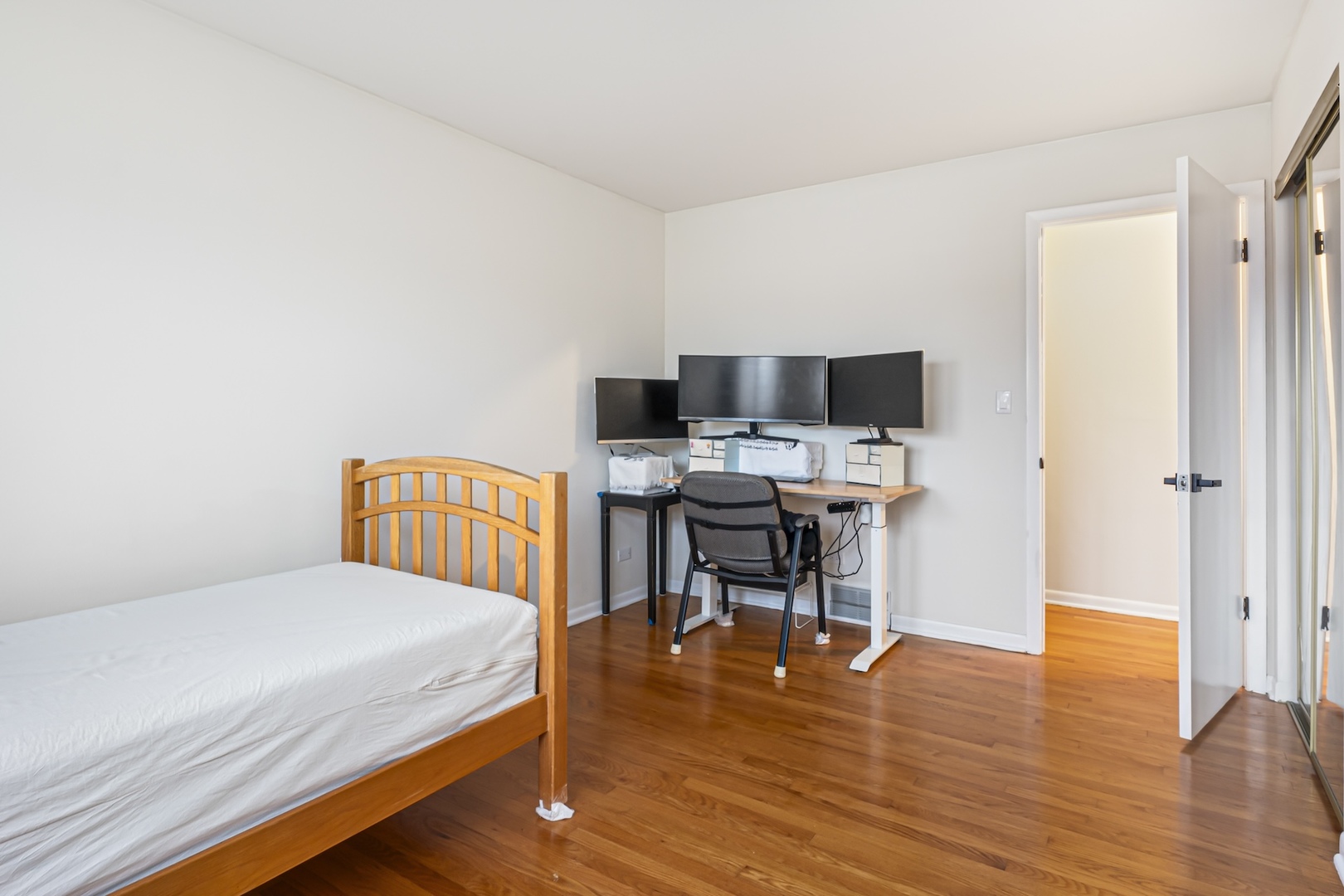 147 W Kathleen Drive