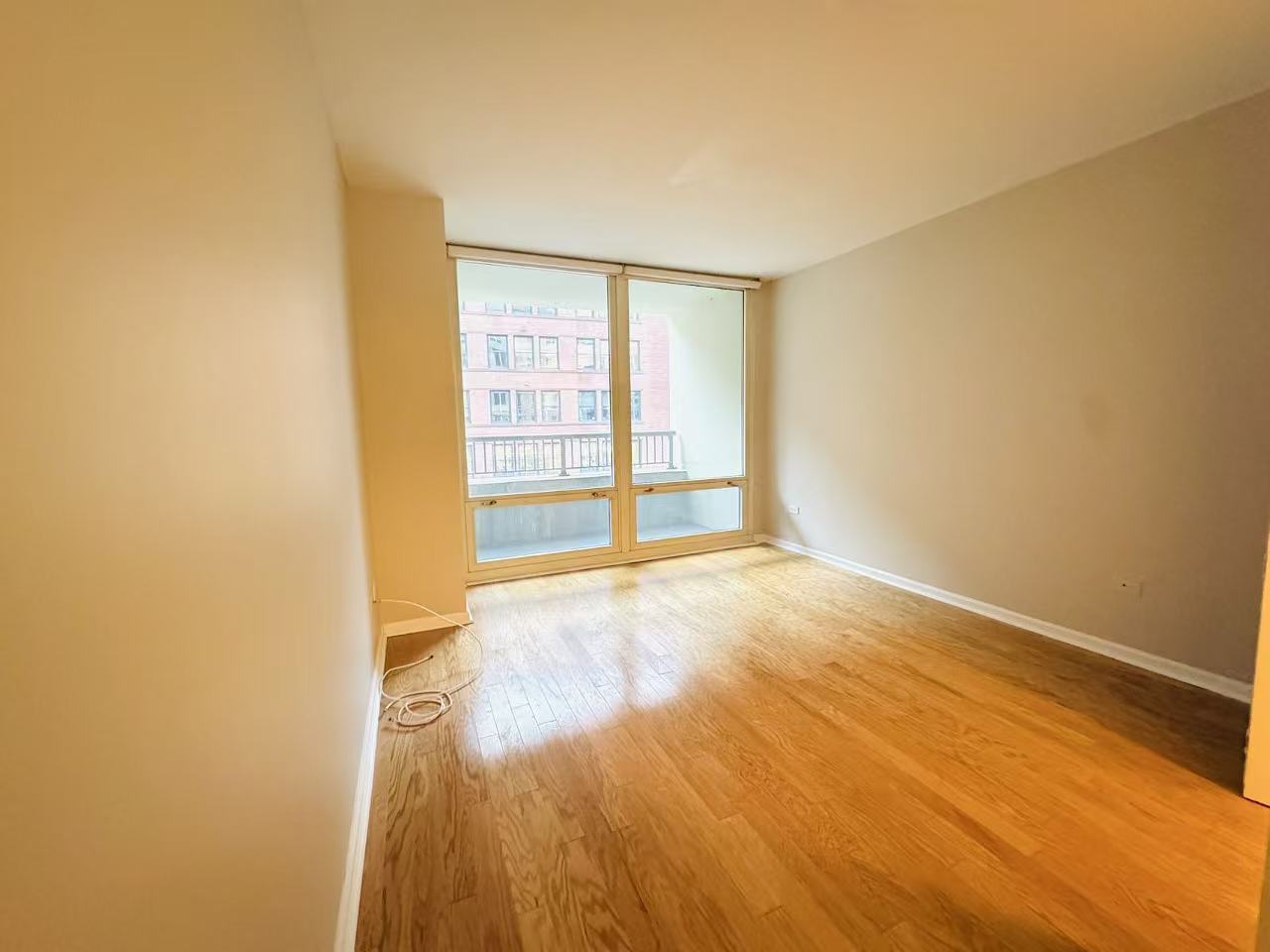 345 N LaSalle Drive Unit: 306