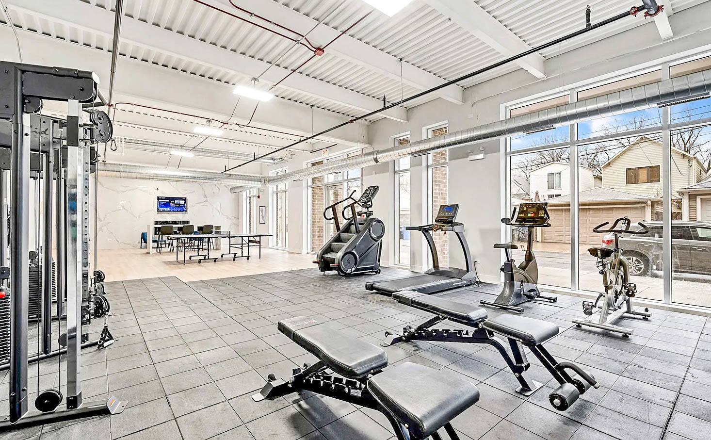 2924 W Medill Avenue Unit: 206