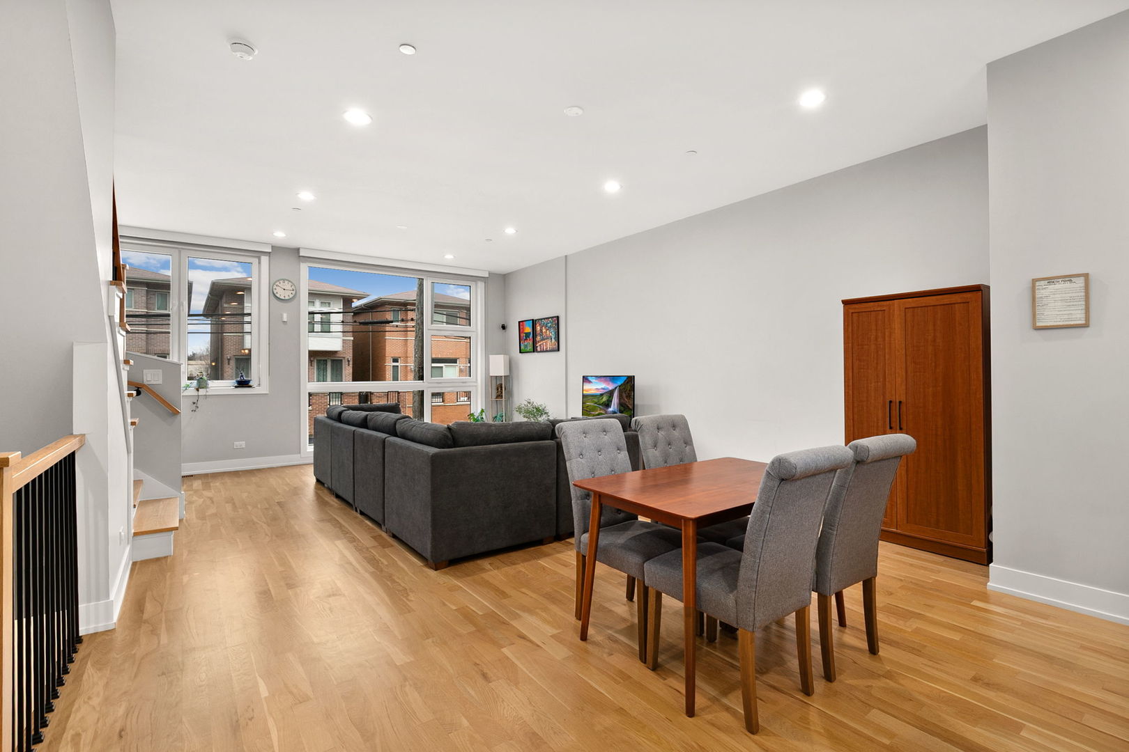 3227 S Stewart Avenue