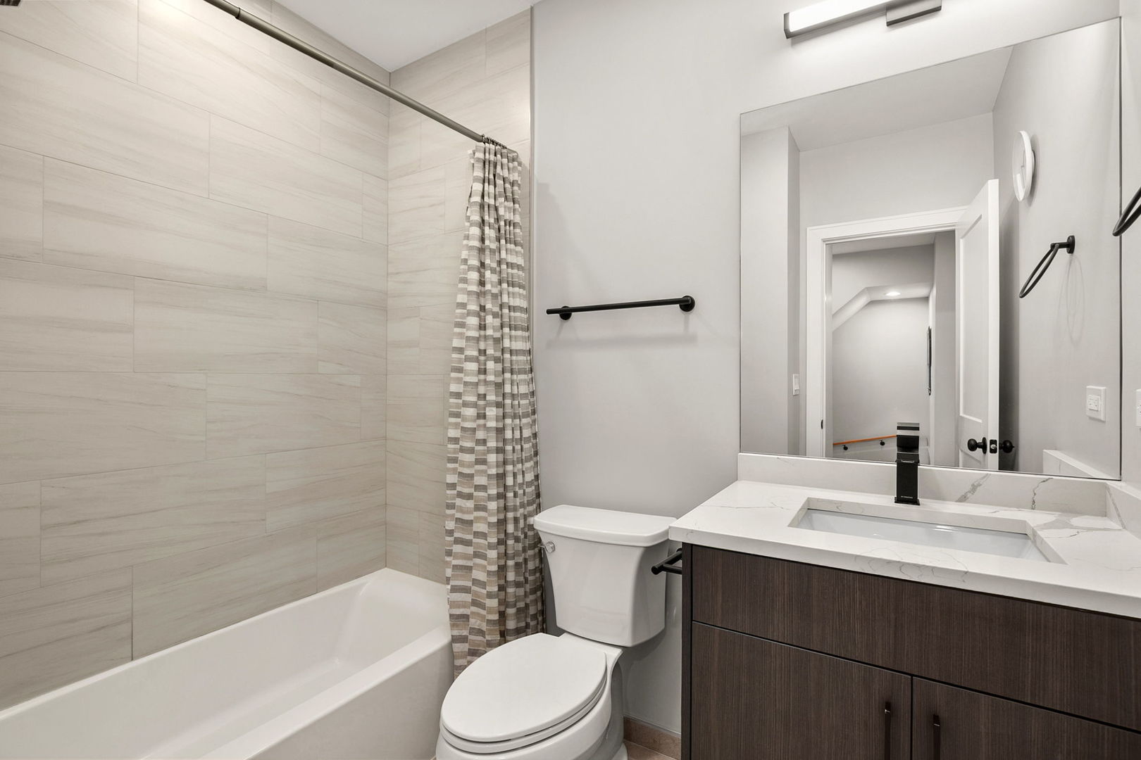 3227 S Stewart Avenue