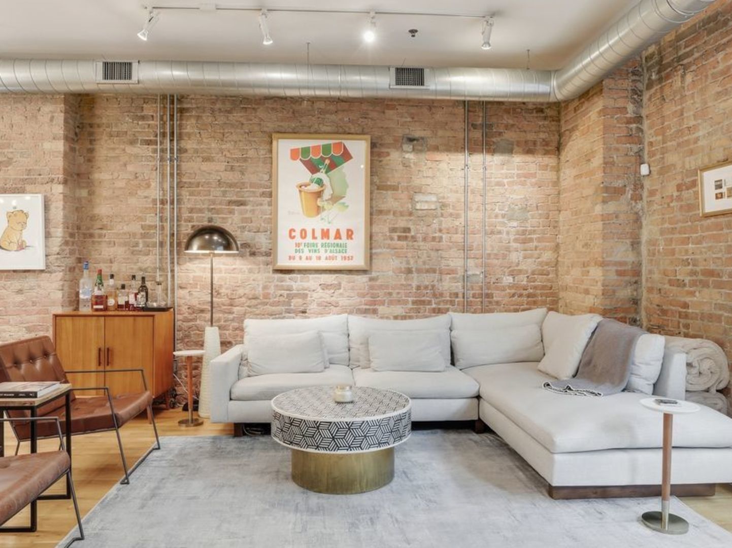 23 N Green Street Unit: 202