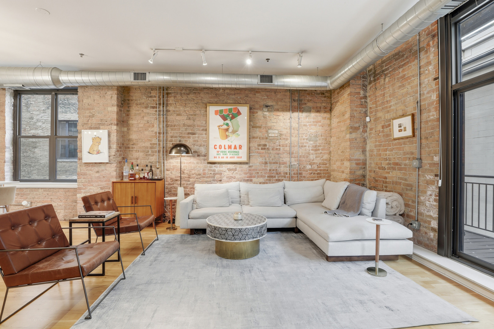 23 N Green Street Unit: 202