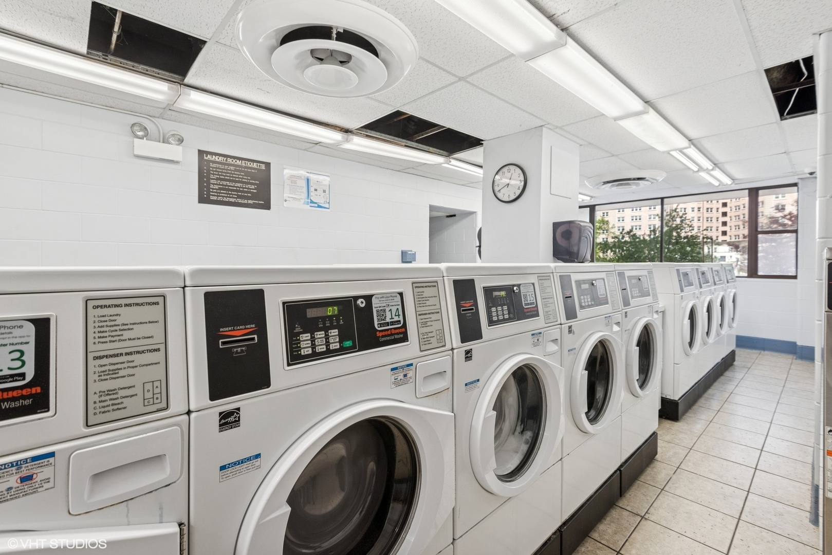 5455 N Sheridan Road Unit: 1601