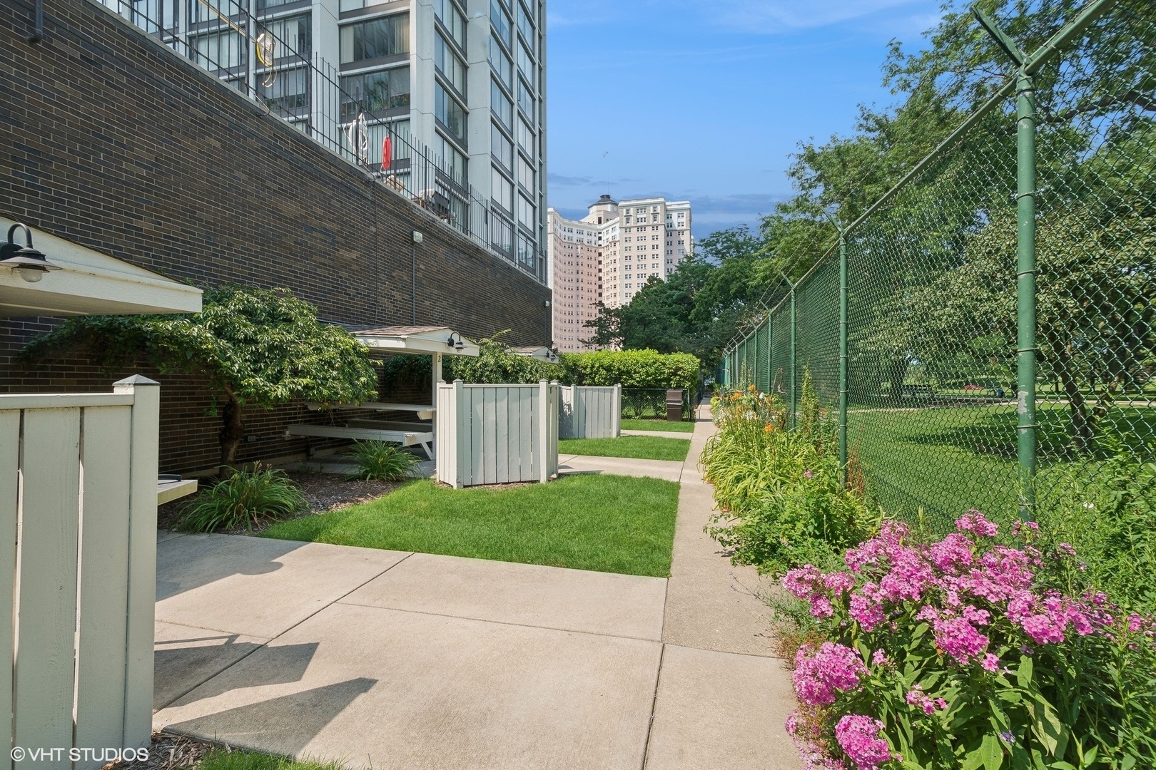 5455 N Sheridan Road Unit: 1601