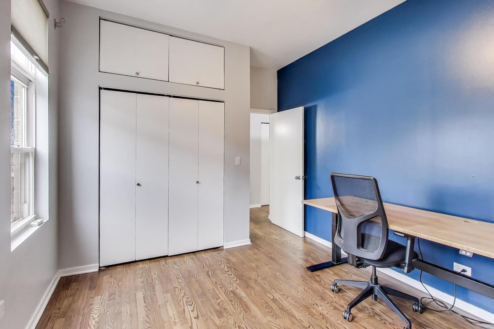 2300 W Bloomingdale Avenue Unit: C