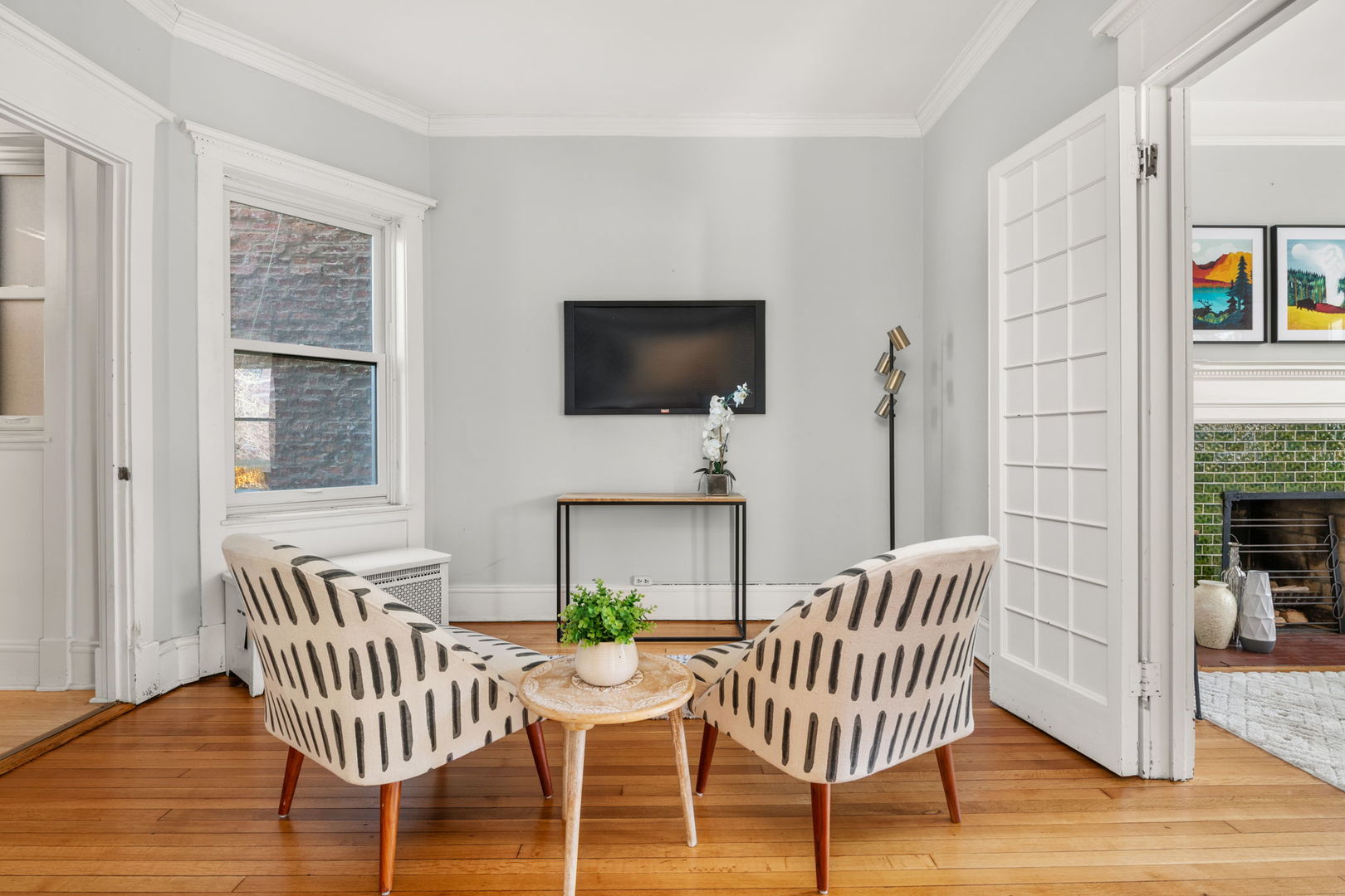 5707 S Blackstone Avenue Unit: 2